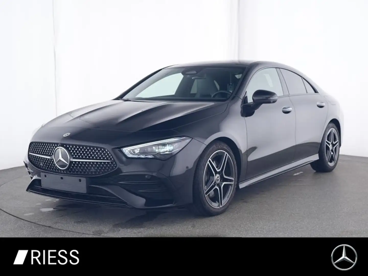 Mercedes-Benz CLA 200 d Cp EDITION AMG PANO BURM NIGHT MULTI Schwarz - 1