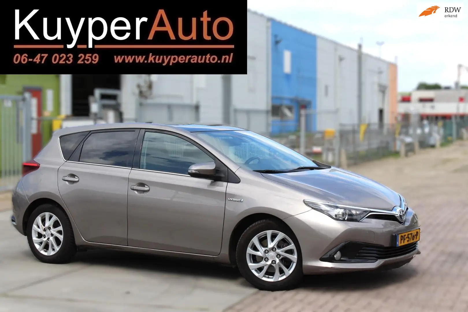 Toyota Auris 1.8 Hybrid Trend panorama navi camera dealer onder Bruin - 1