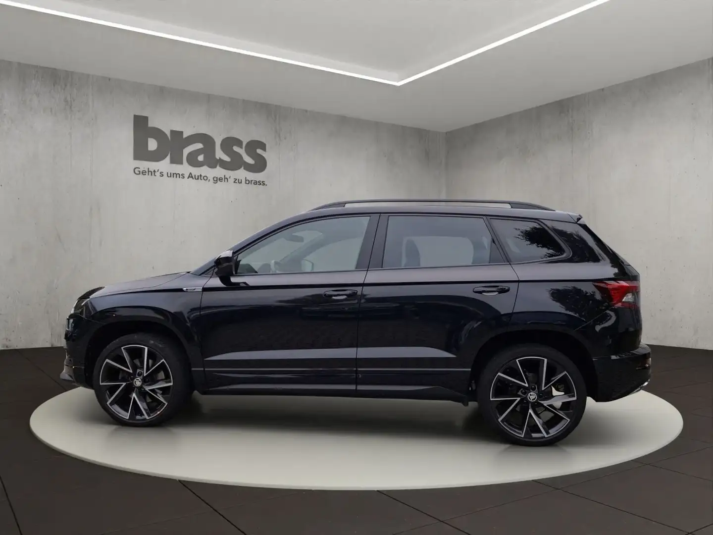Skoda Karoq Sportline Schwarz - 2
