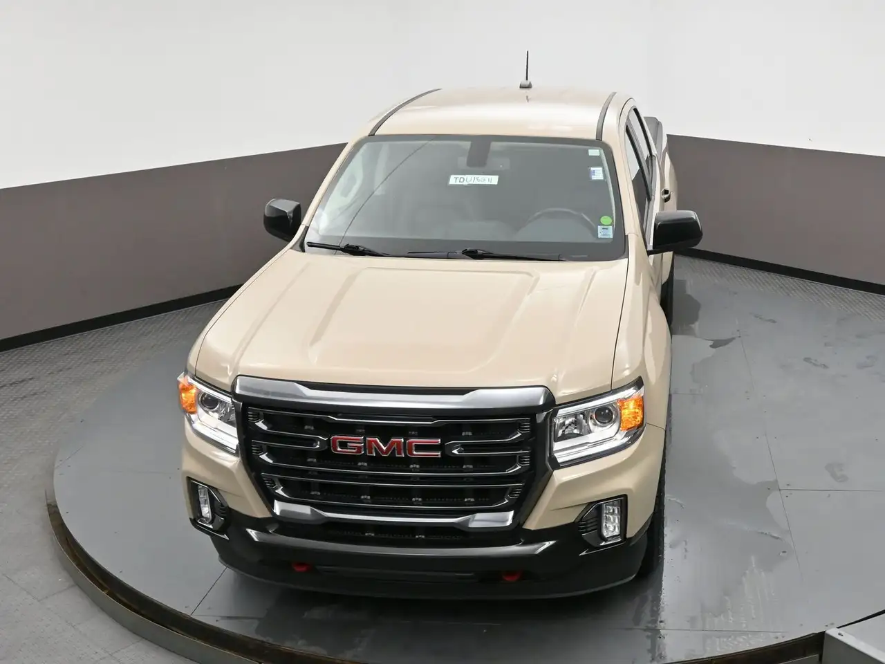 GMC Canyon снимка GMC Canyon
