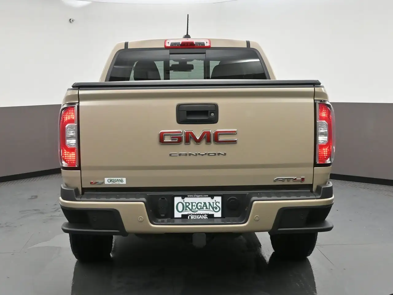 GMC Canyon снимка GMC Canyon