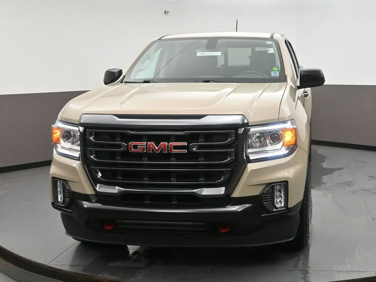 GMC Canyon снимка GMC Canyon