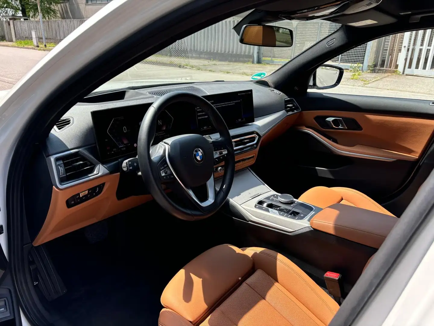 BMW 318 318d mhev 48V auto Blanc - 2