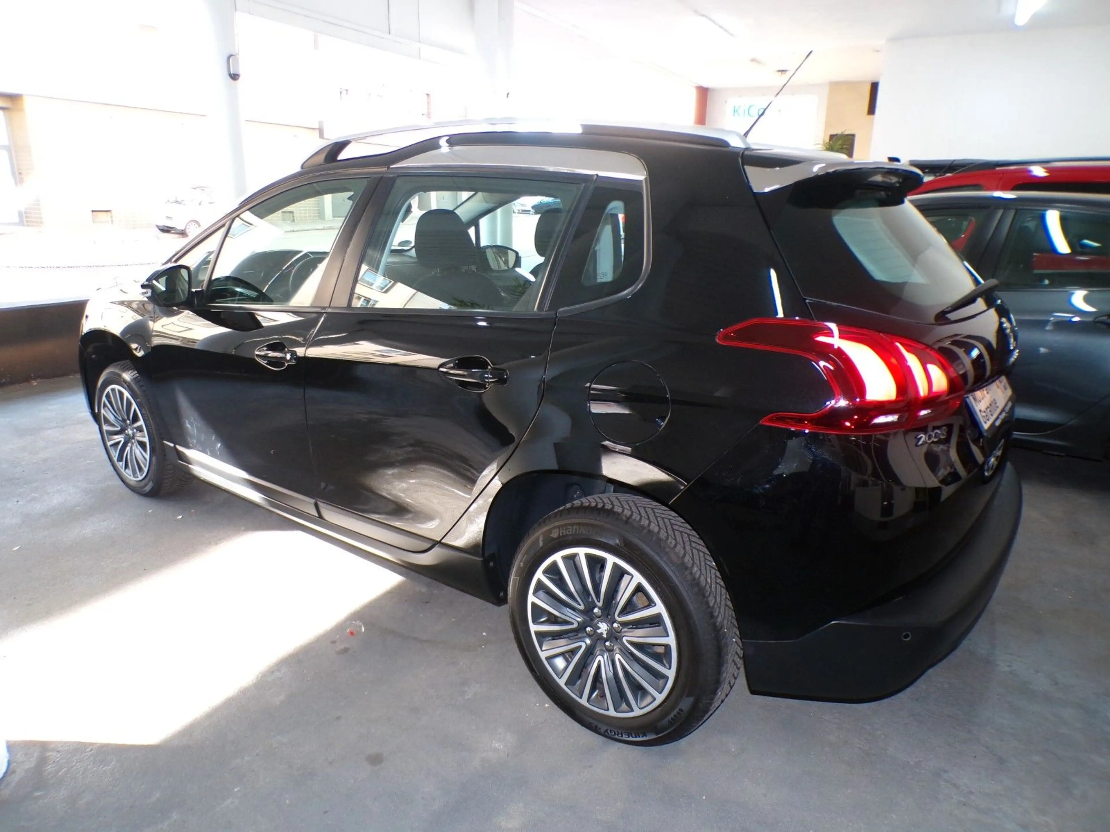 Peugeot 2008 Active PureTech /1HAND/Z.R.Wechsel/Garantie — photo 5
