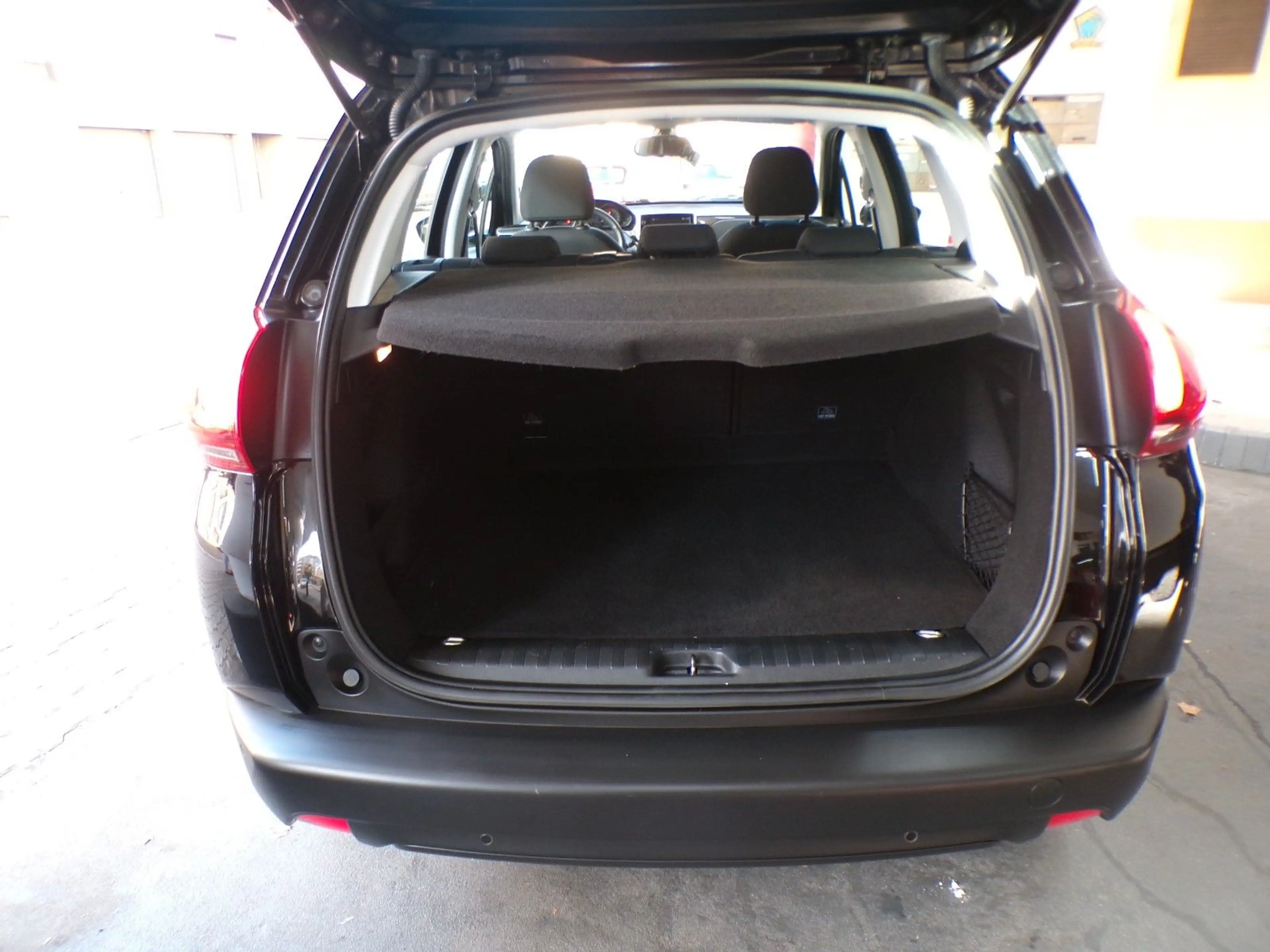 Peugeot 2008 Active PureTech /1HAND/Z.R.Wechsel/Garantie — photo 7