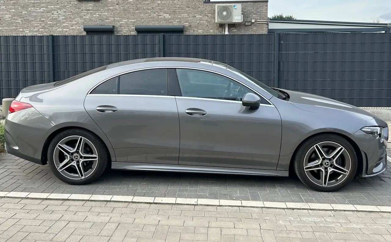 Mercedes-Benz CLA 180