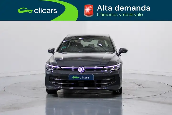 Volkswagen Golf 2024, foto 2