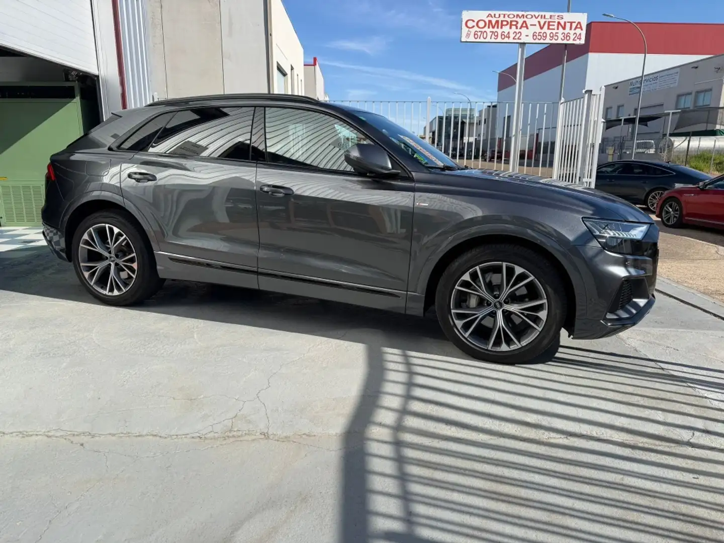 Audi Q8 50 TDI S line quattro tiptronic Gris - 1