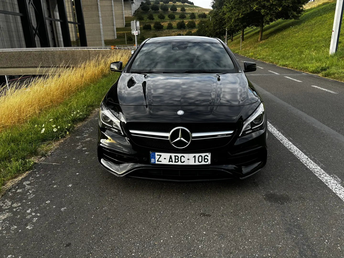 Mercedes-Benz CLA 45 AMG 4-Matic * FULL OPTION * TOIT OUVRANT * SHOWROOM - 2