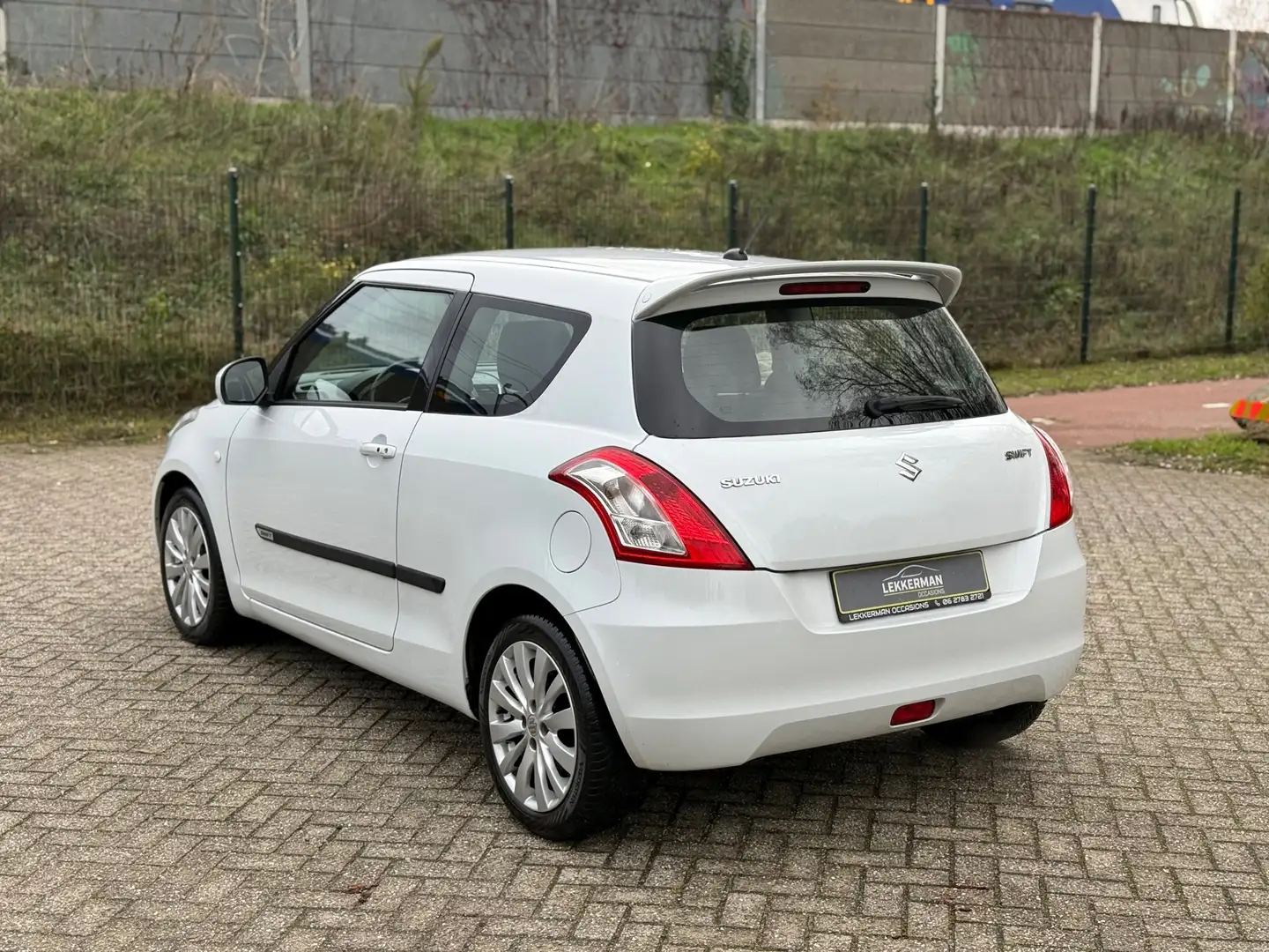 Suzuki Swift 1.2 Exclusive EASSS CRUISE I SPORTIEF I PARLEMOER Blanco - 2