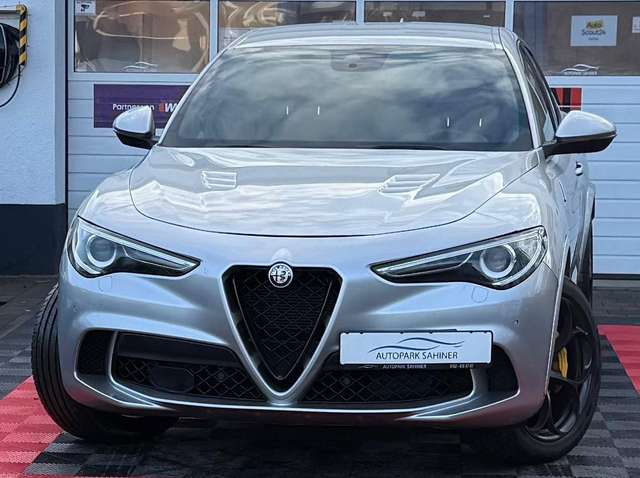 Imagine Alfa Romeo Stelvio Quadrifoglio Q4*100 % VOLL*ACC*KAM*CARBO