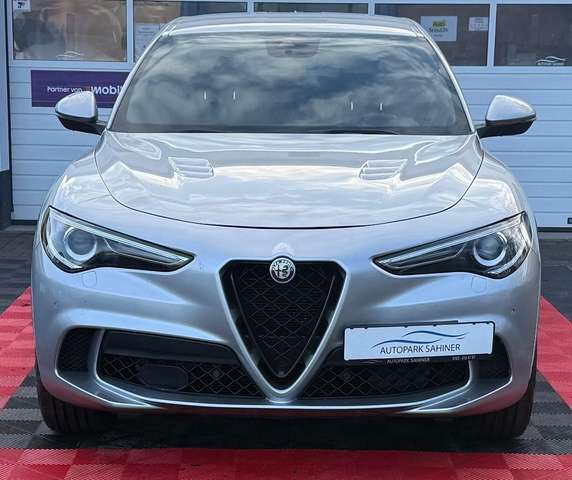 Alfa Romeo Stelvio Quadrifoglio Q4*100 % VOLL*ACC*KAM*CARBO