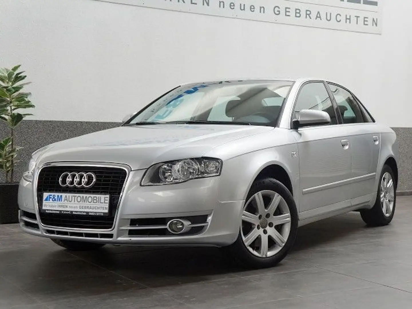 Audi A4 2.0 T FSI tiptronic quattro Klima PDC Sithz Silber - 2