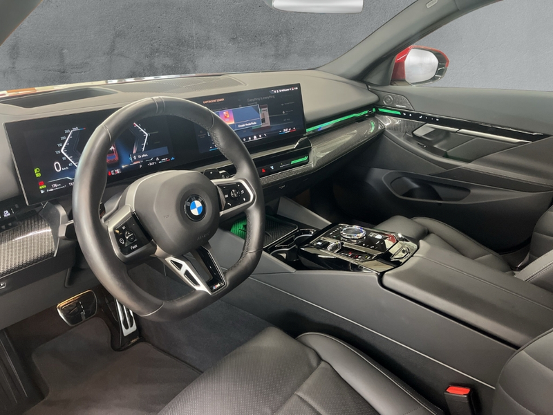 BMW 540 M Sport d xDrive Touring Park-Assistent — photo 9