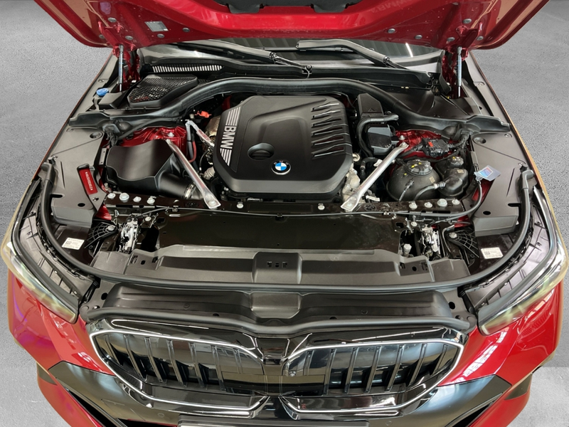 BMW 540 M Sport d xDrive Touring Park-Assistent — photo 14