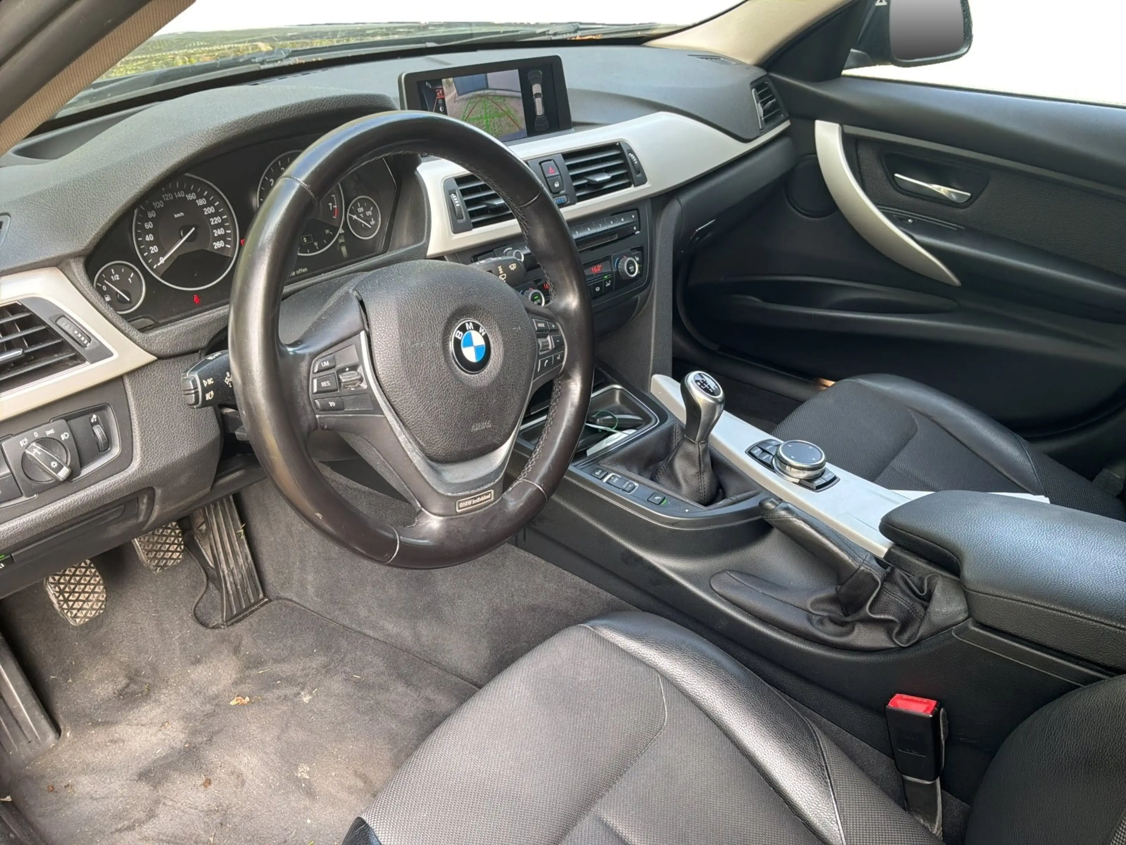 BMW 328 i Touring - Handel / Export / Gewerbe — photo 8