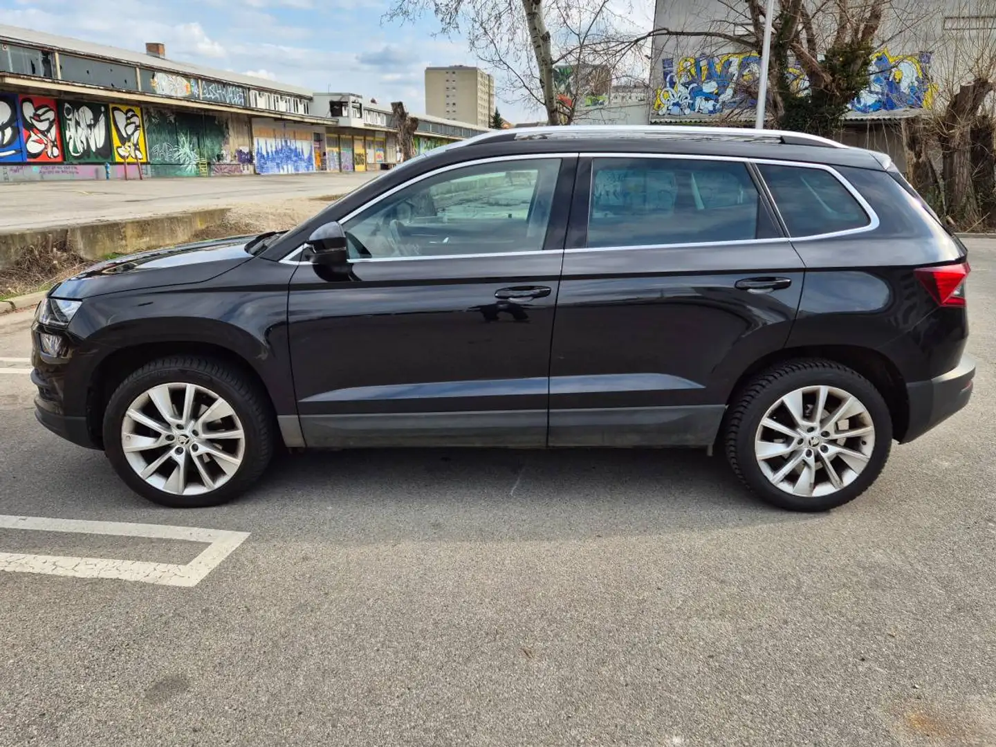 Skoda Karoq Karoq 1,5 TSI Style Limited DSG Style Limited Schwarz - 2