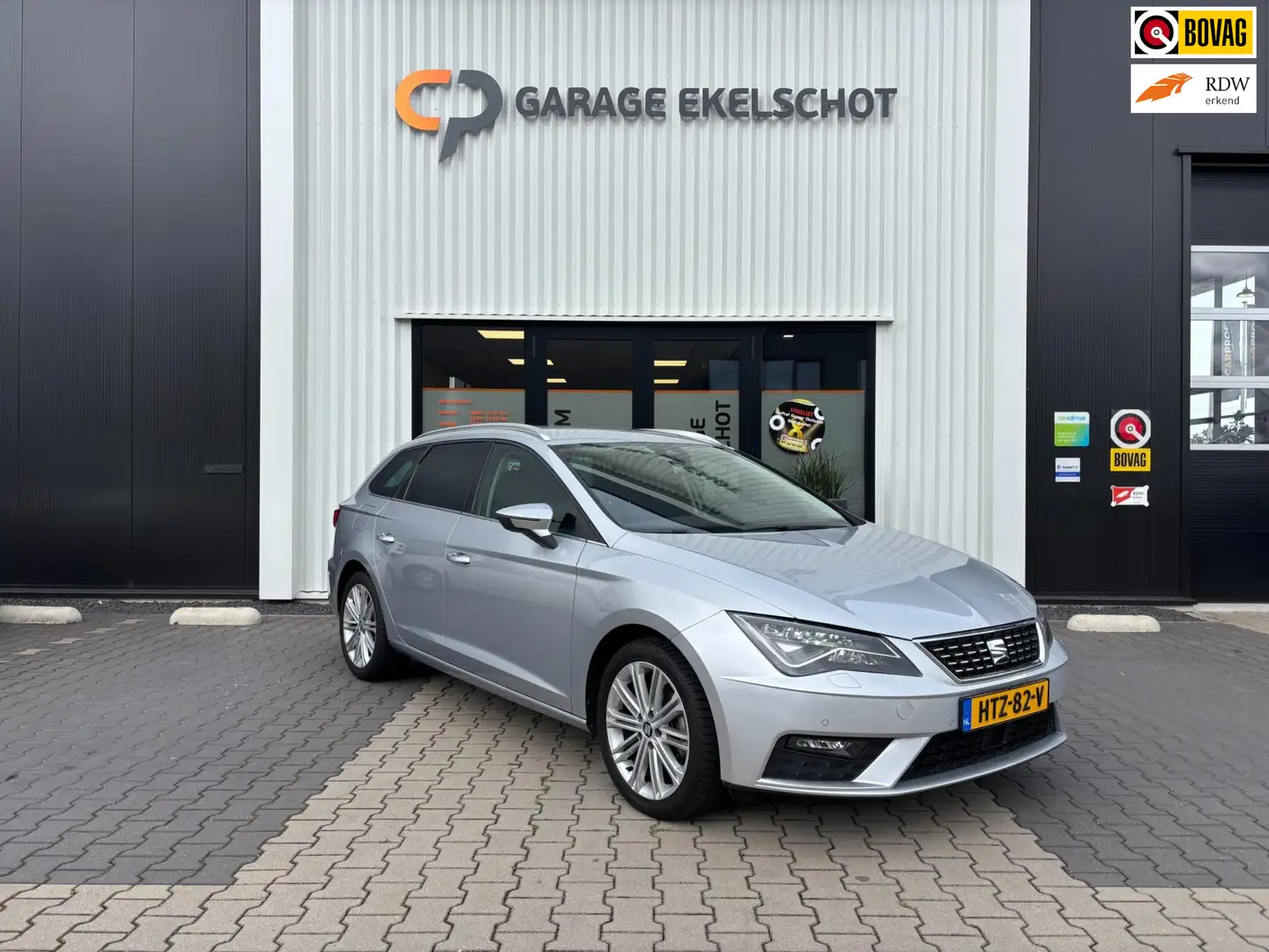 SEAT Leon ST 1.5 TSI Style Xcellence / Carplay / Stoelverwar Grau - 1