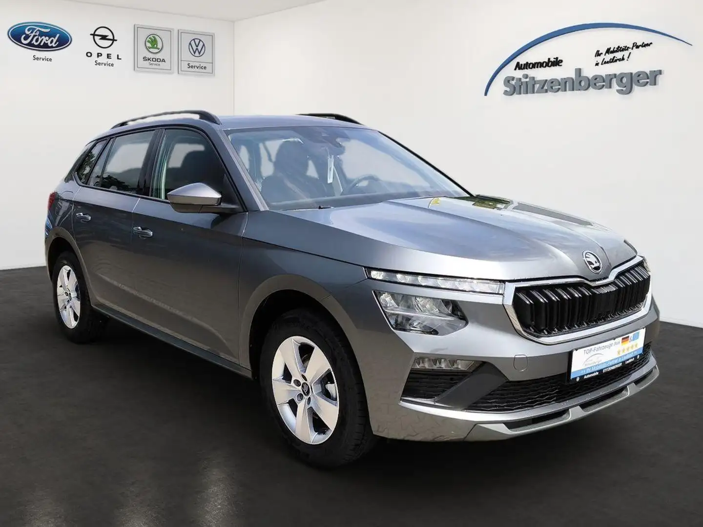 Skoda Kamiq Selection 1.0 TSI Tempomat*RFK*AHK*SHZ*LED Gris - 2