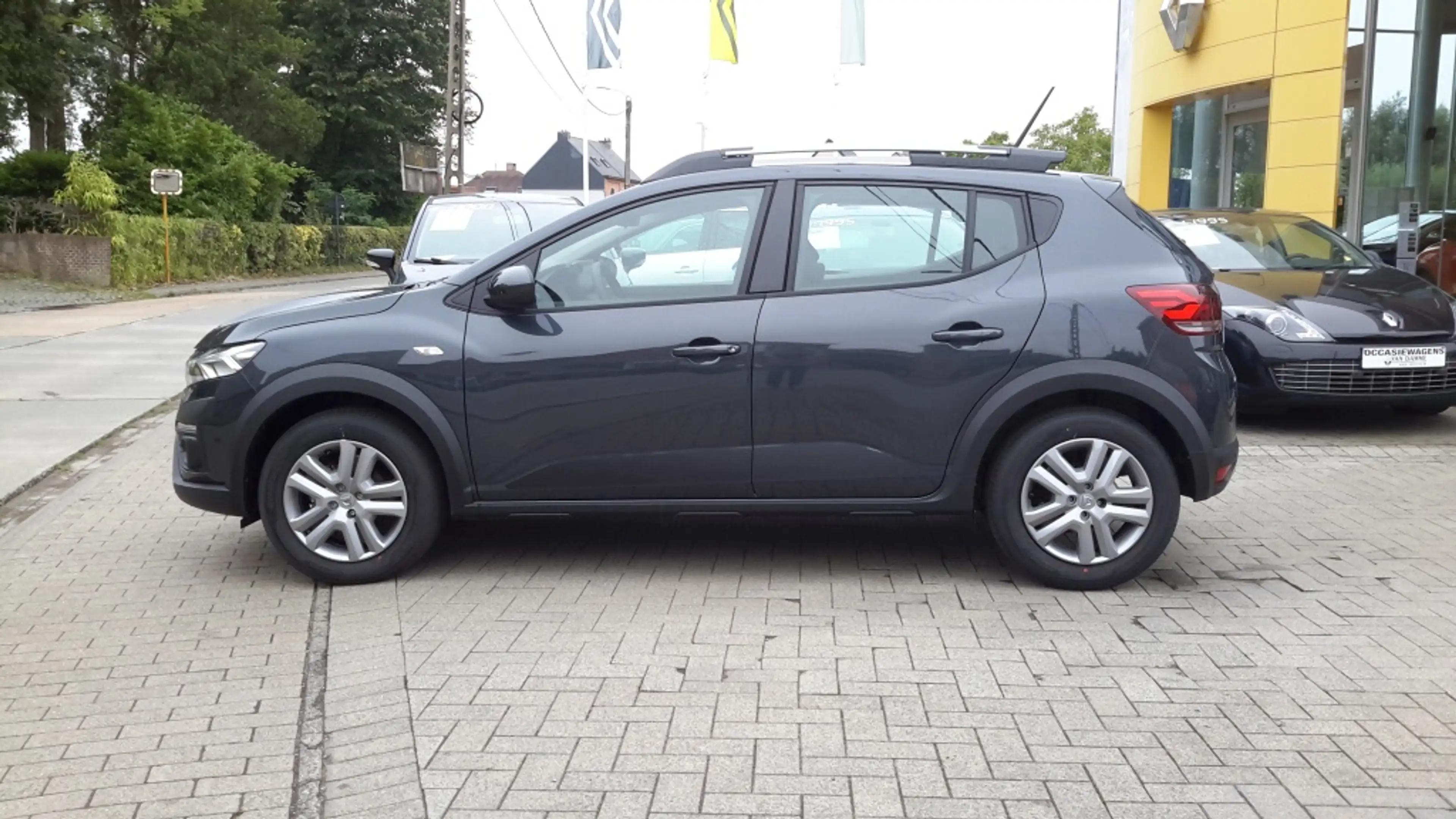 Dacia Sandero III Stepway Plus — photo 2