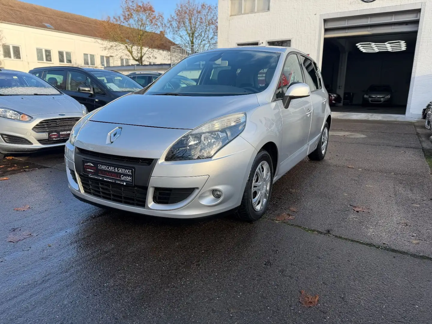 Renault Scenic III Dynamique*Automatik*Tempomat*Klima* Grau - 1