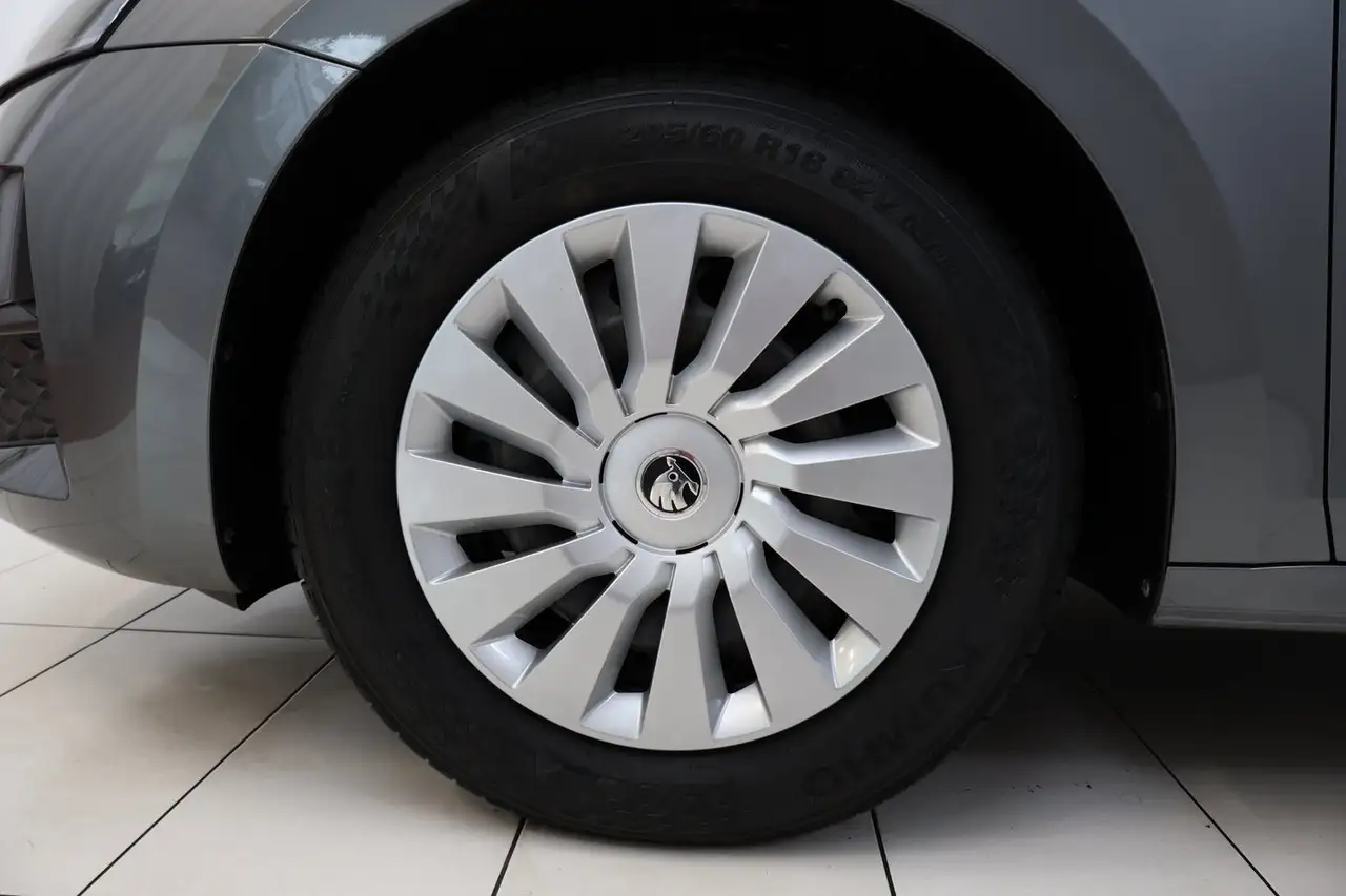 Skoda Octavia Essence TSI, миниатюра 13