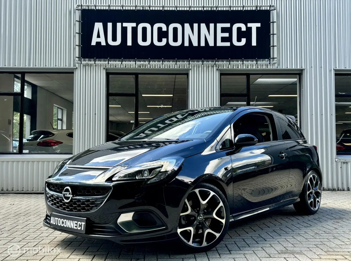 Opel Corsa 1.6 Turbo OPC. 207 PK, KUIPSTOELEN, CRUISE, LEDER. Noir - 1