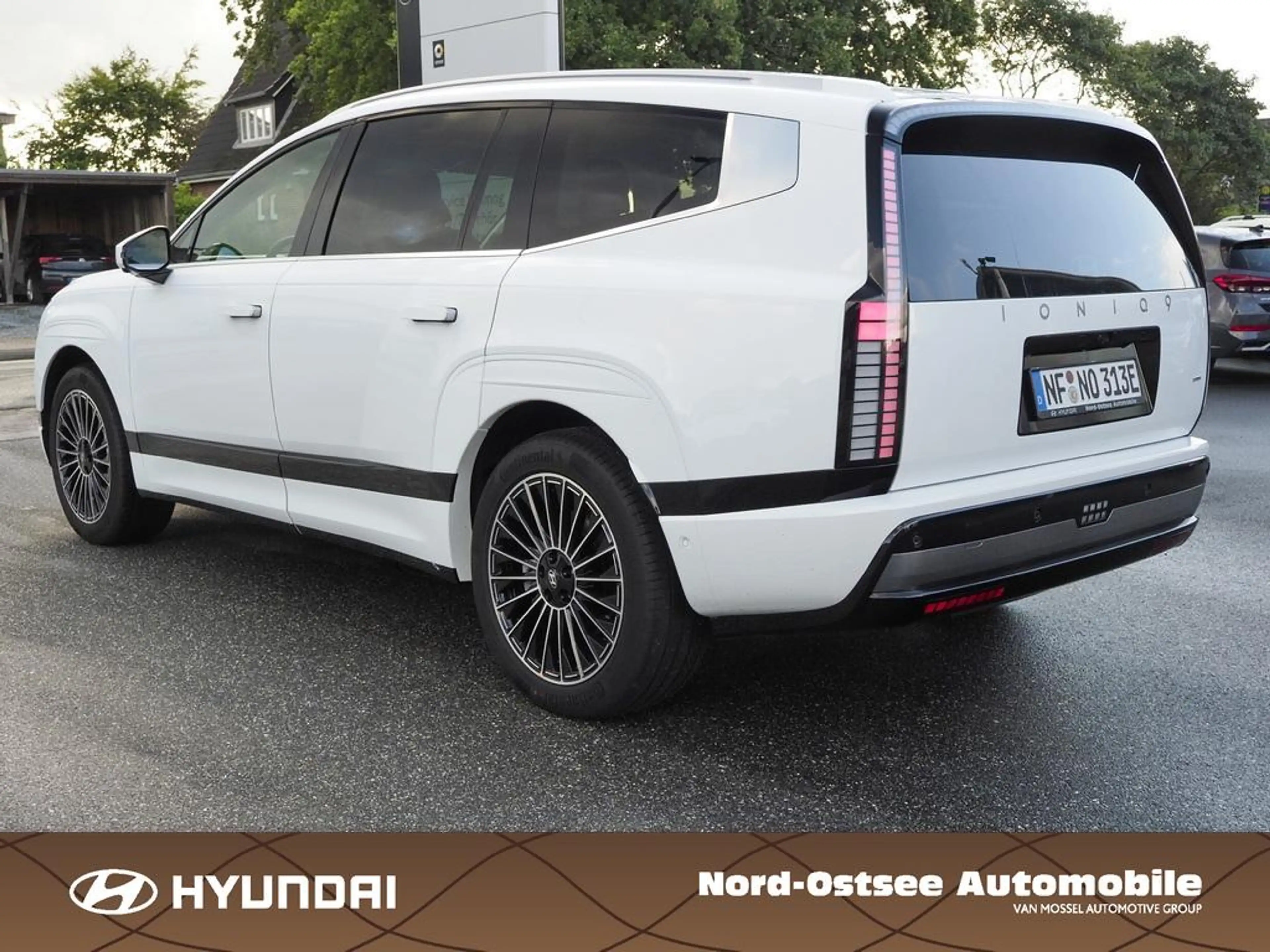 Hyundai IONIQ 9 7-Sitzer UNIQ  Panorama-Glas-Schiebedach — photo 8