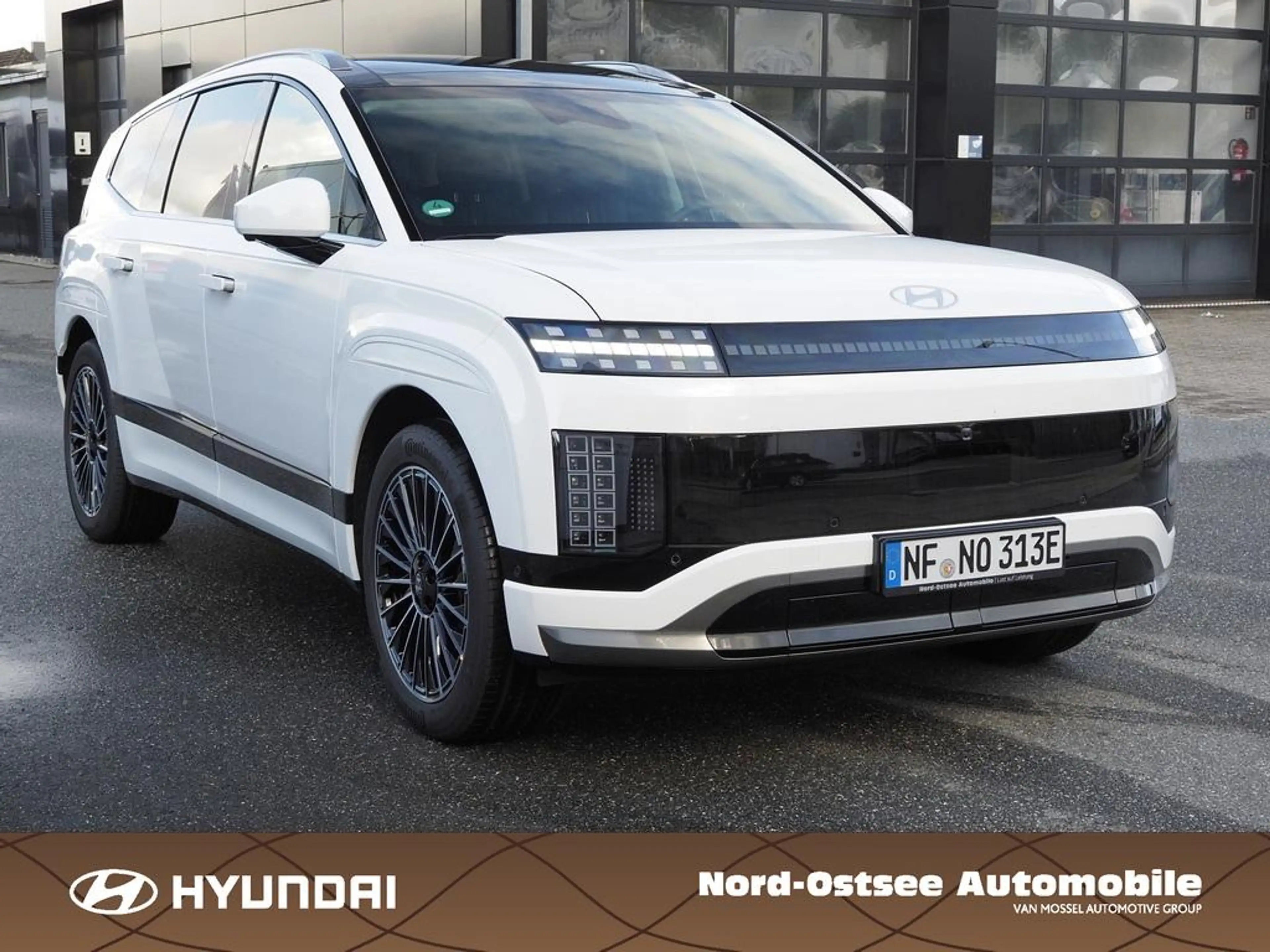 Hyundai IONIQ 9 7-Sitzer UNIQ  Panorama-Glas-Schiebedach — photo 5