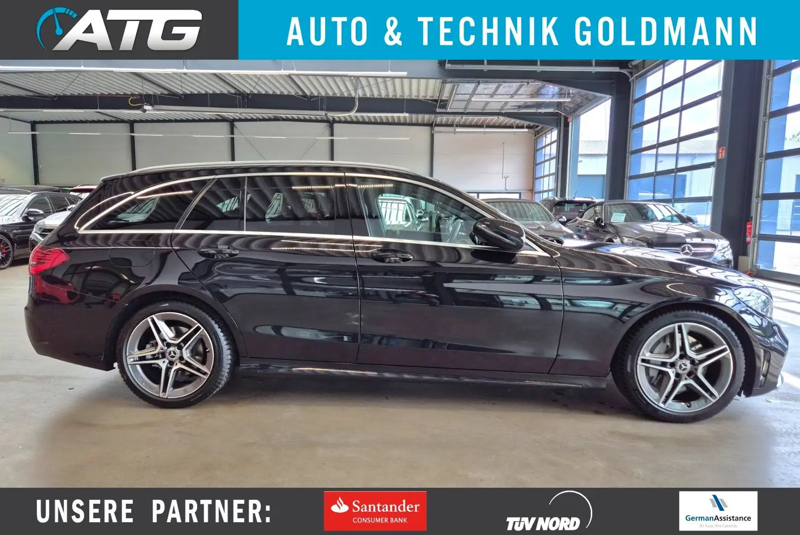 Mercedes-Benz C 300 T AMG LINE LEDER NAVI PANO DISTRONIC AHK Black - 1