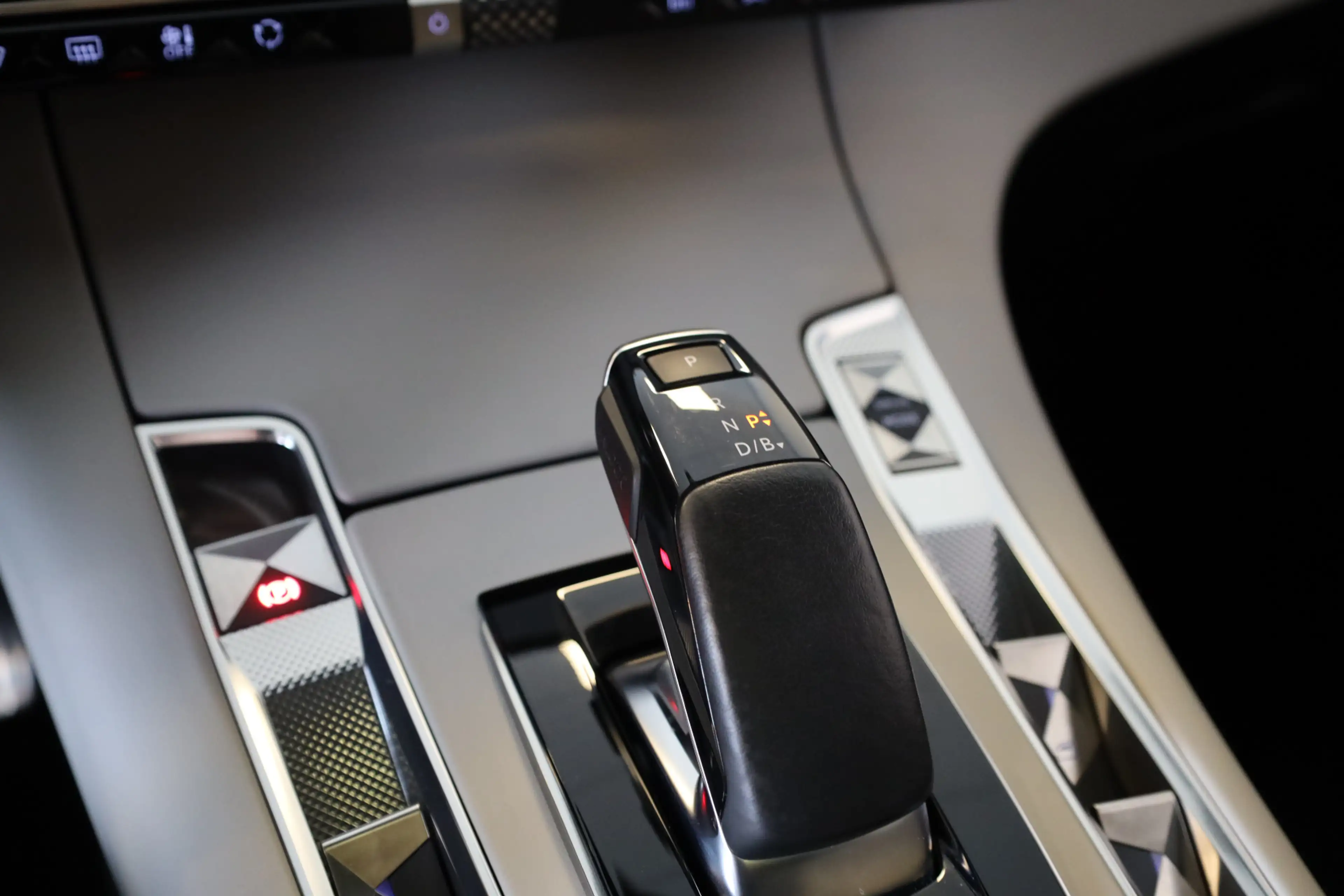 DS Automobiles DS 7 e-Tense 360 4x4 La Première Nappa Leer | Massage V — photo 27