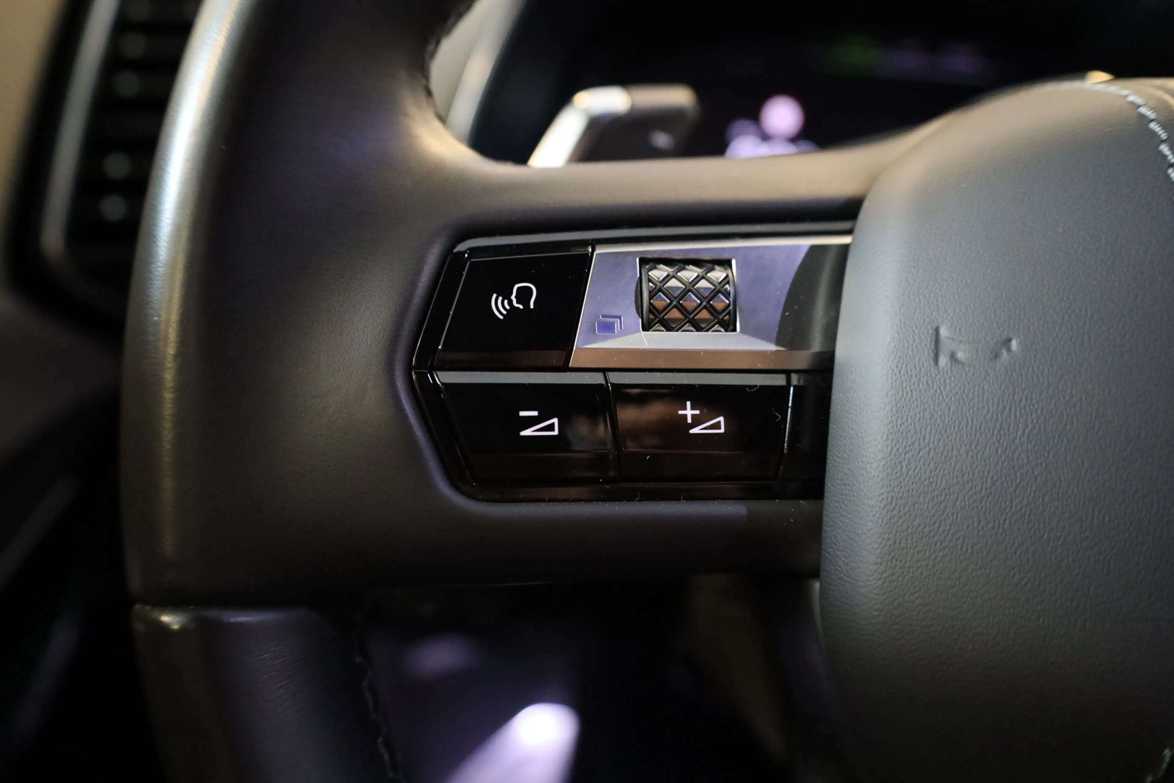 DS Automobiles DS 7 e-Tense 360 4x4 La Première Nappa Leer | Massage V — photo 45