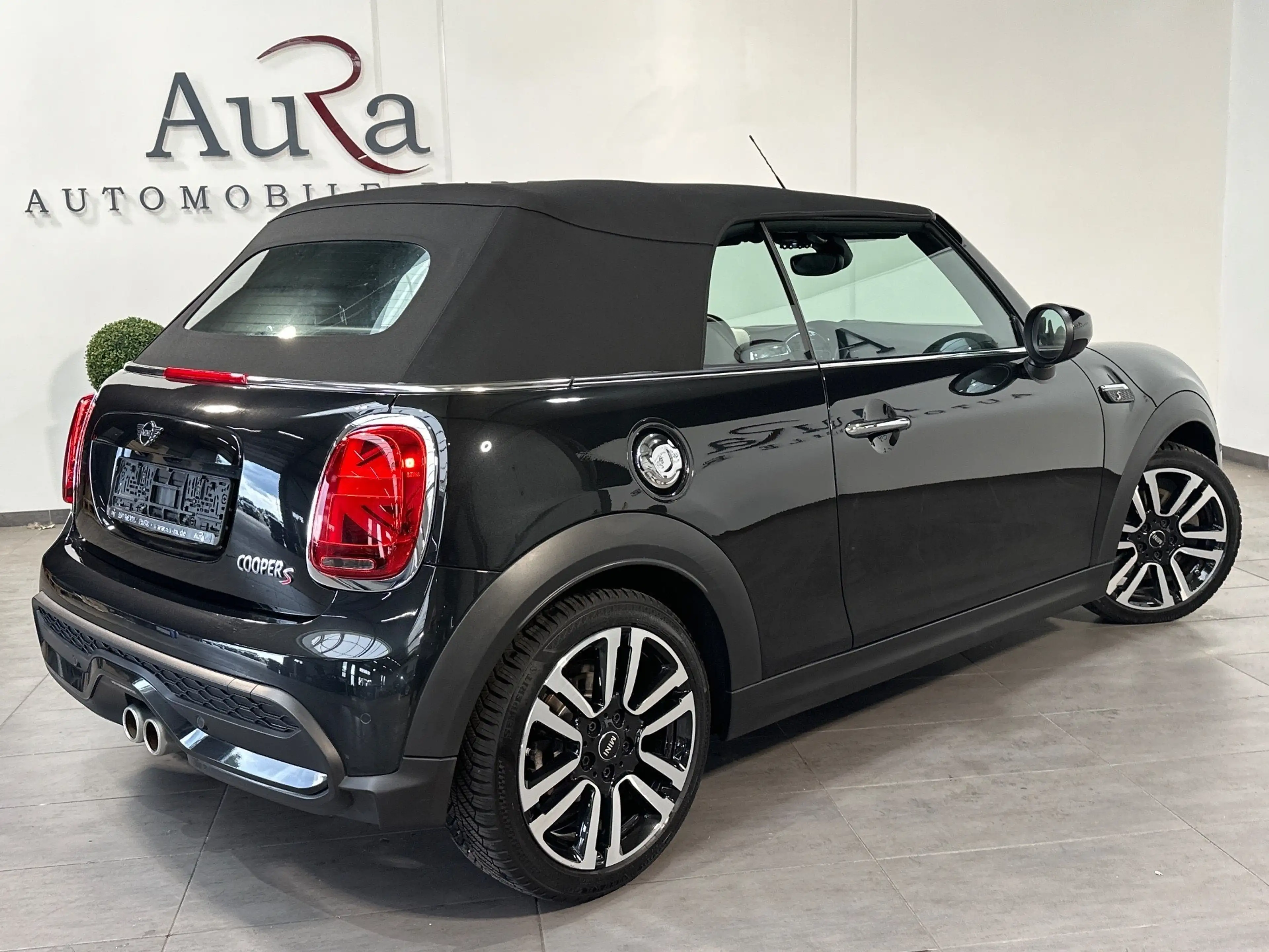 MINI Cooper S Cabrio Aut. Classic Trim NAV+LED+HUD+KAM+SHZ+KEYLESS+PP — photo 6