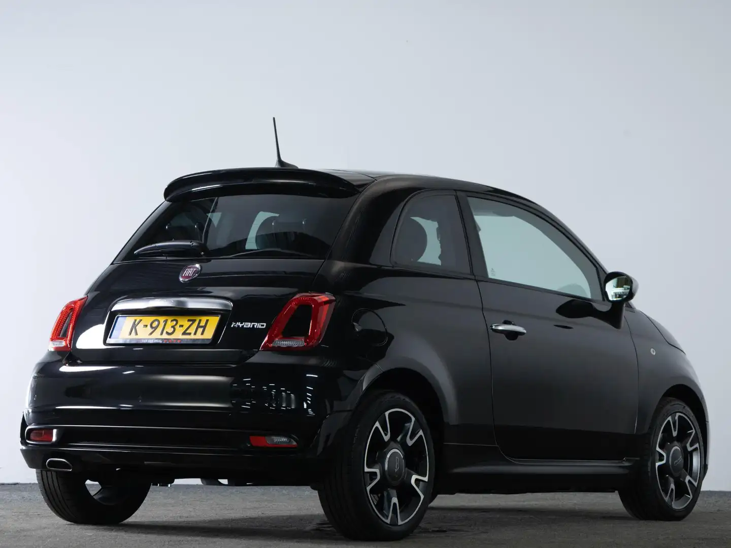 Fiat 500 1.0 70 PK Hybrid Rockstar | Panoramadak | Cruise C Zwart - 2