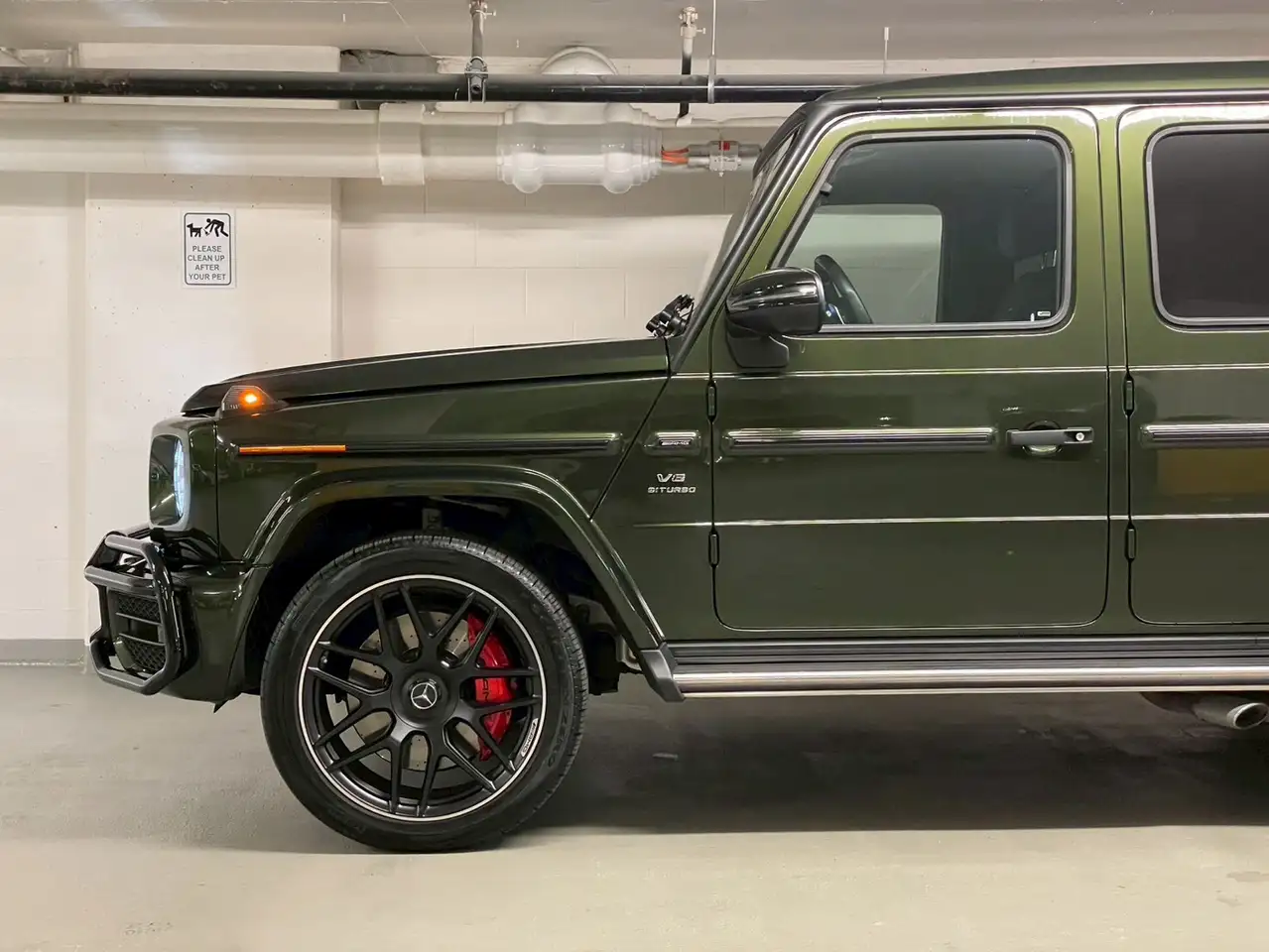Mercedes-Benz G-Class снимка Mercedes-Benz G-Class