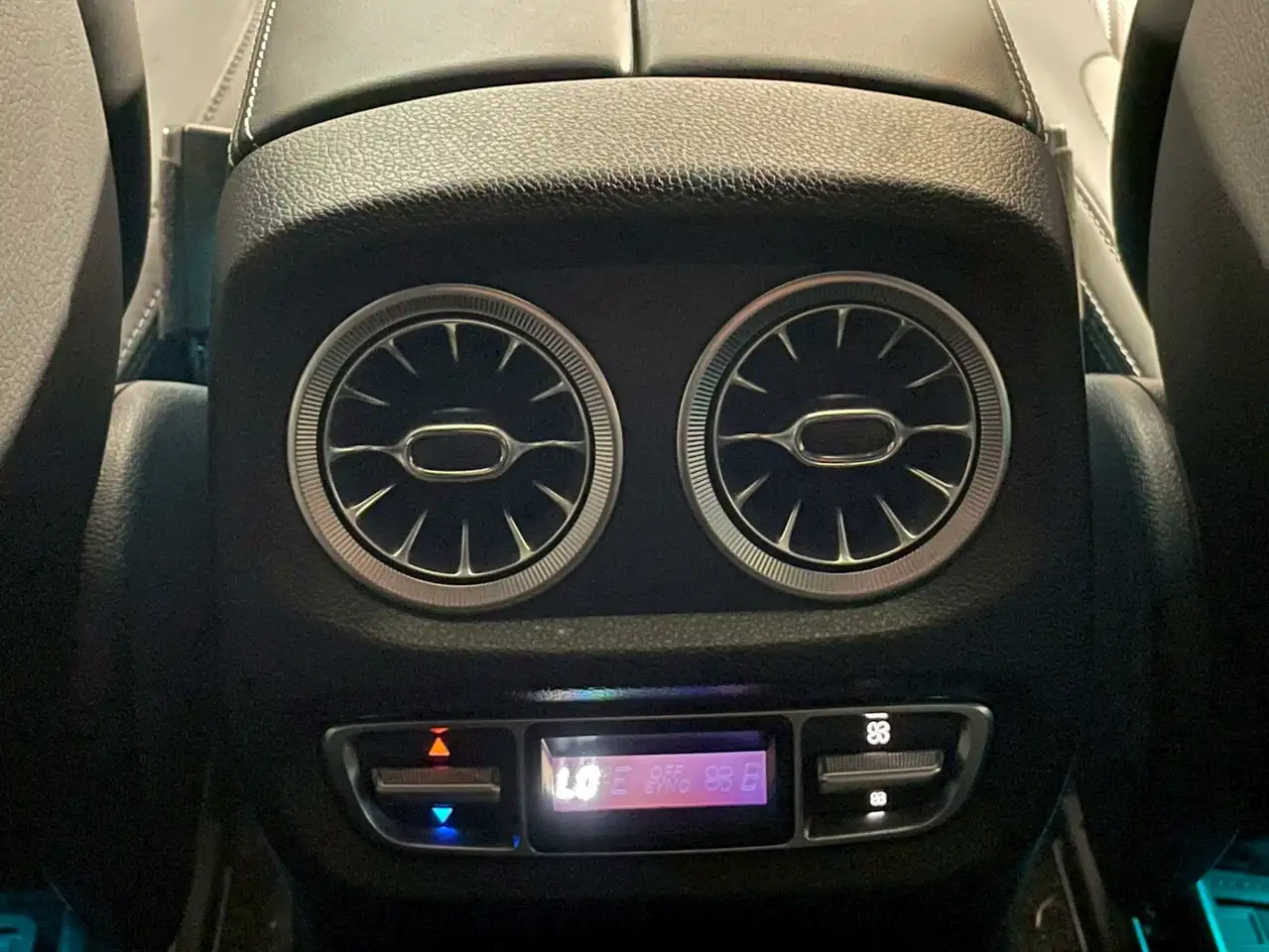 Mercedes-Benz G-Class снимка Mercedes-Benz G-Class