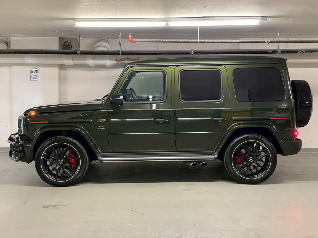 Mercedes-Benz G-Class снимка Mercedes-Benz G-Class
