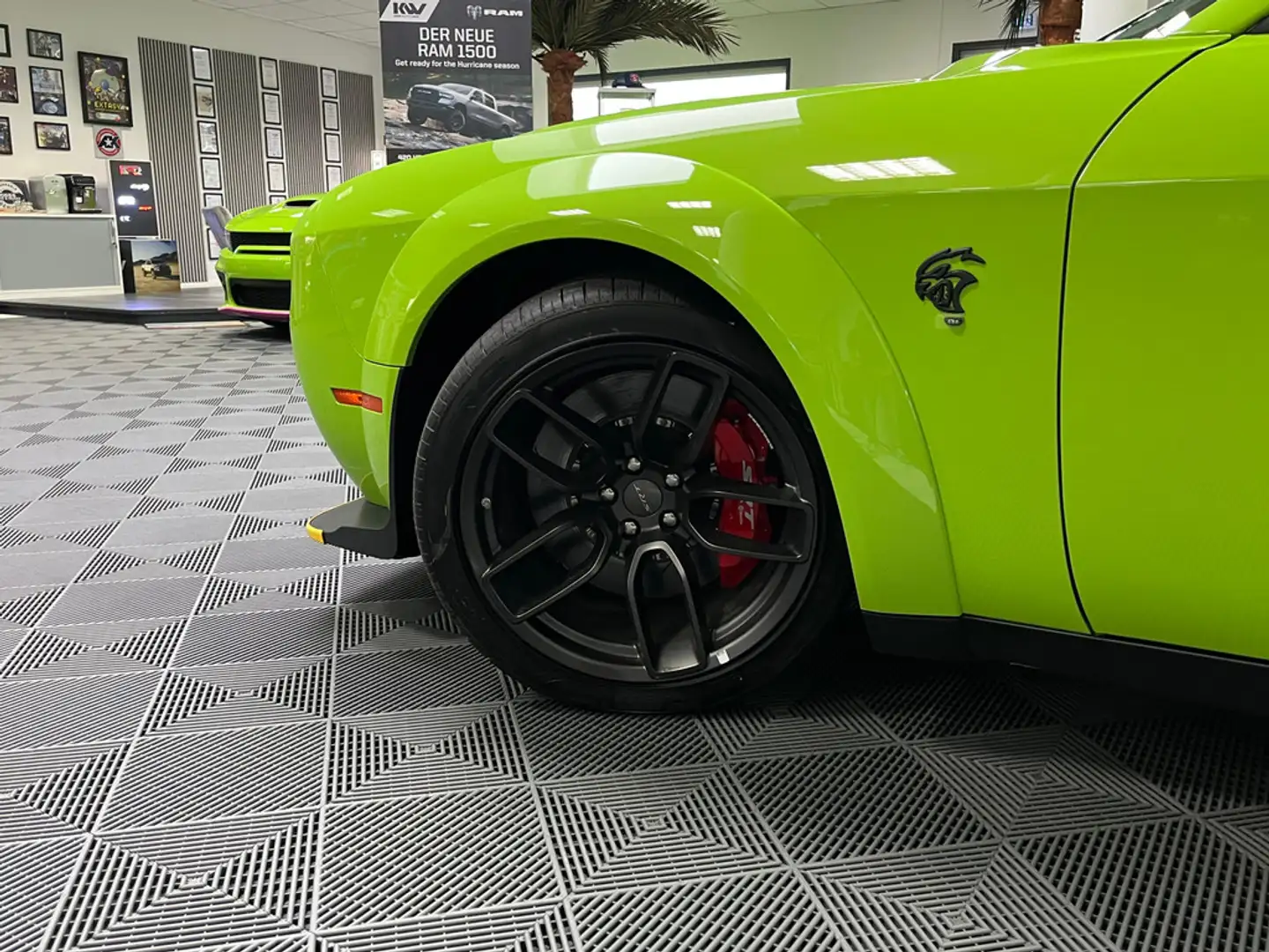 Dodge Challenger SRT Hellcat Widebody Last Call Vert - 2