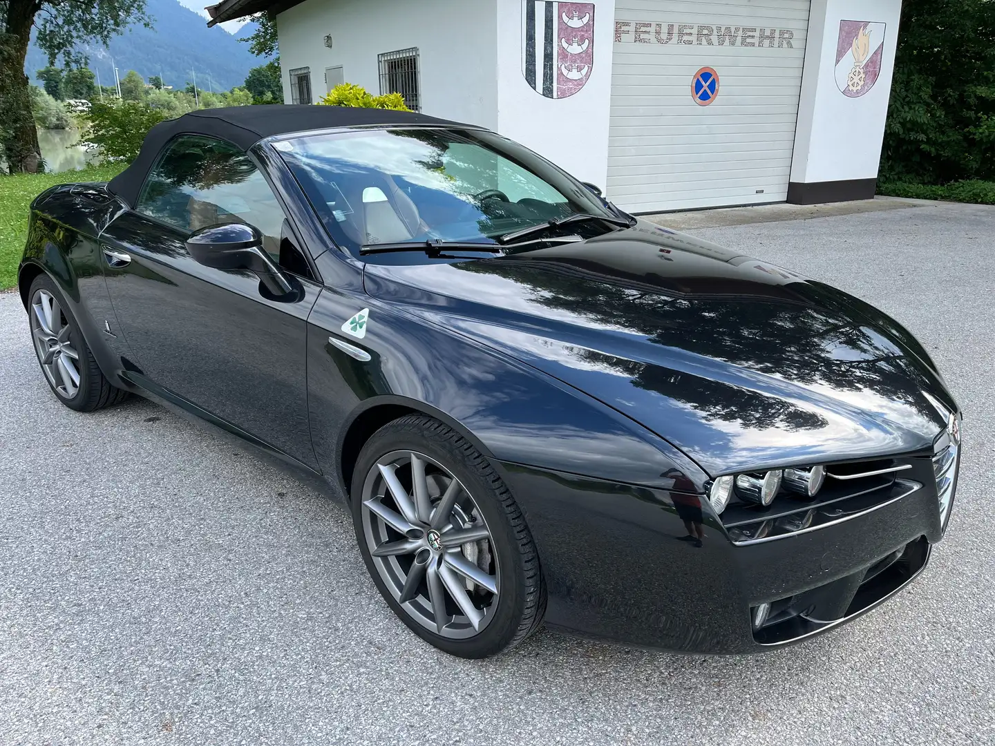 Alfa Romeo Spider Spider 2,4 JTDM Schwarz - 1