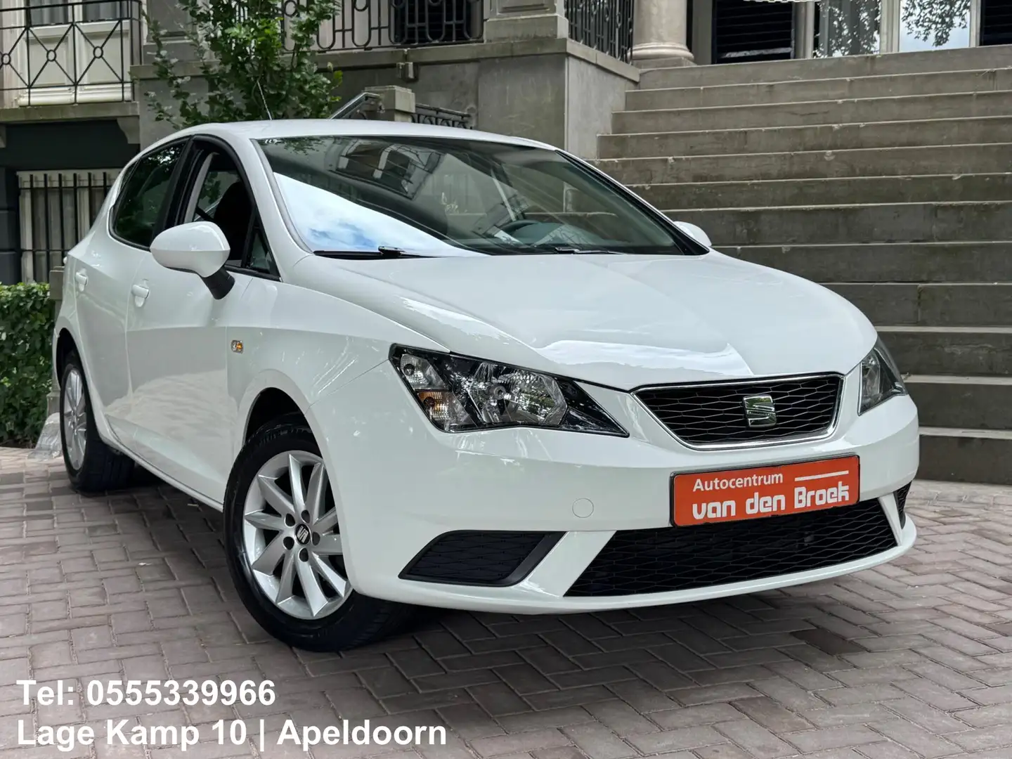 SEAT Ibiza 1.0 MPI Style 5Drs Airco Pdc Lmv Nw Apk Wit - 2