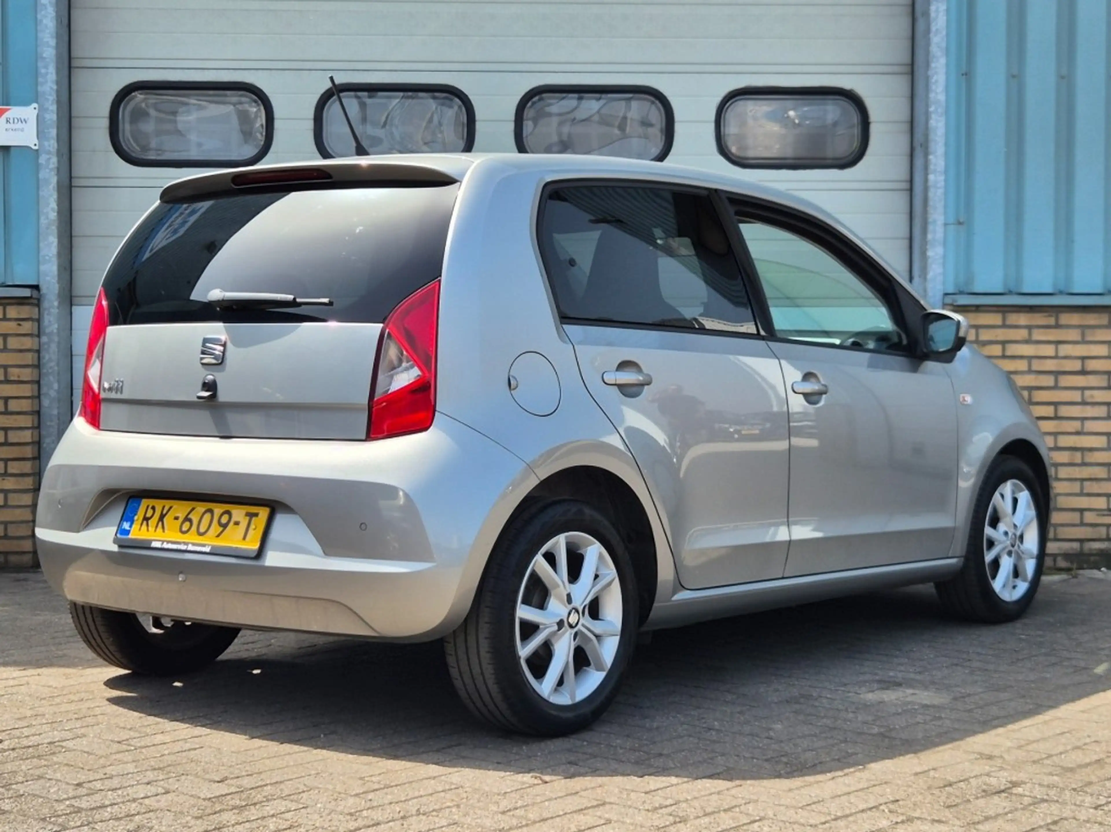 SEAT Mii 1.0 STYLE INTENSE — photo 5