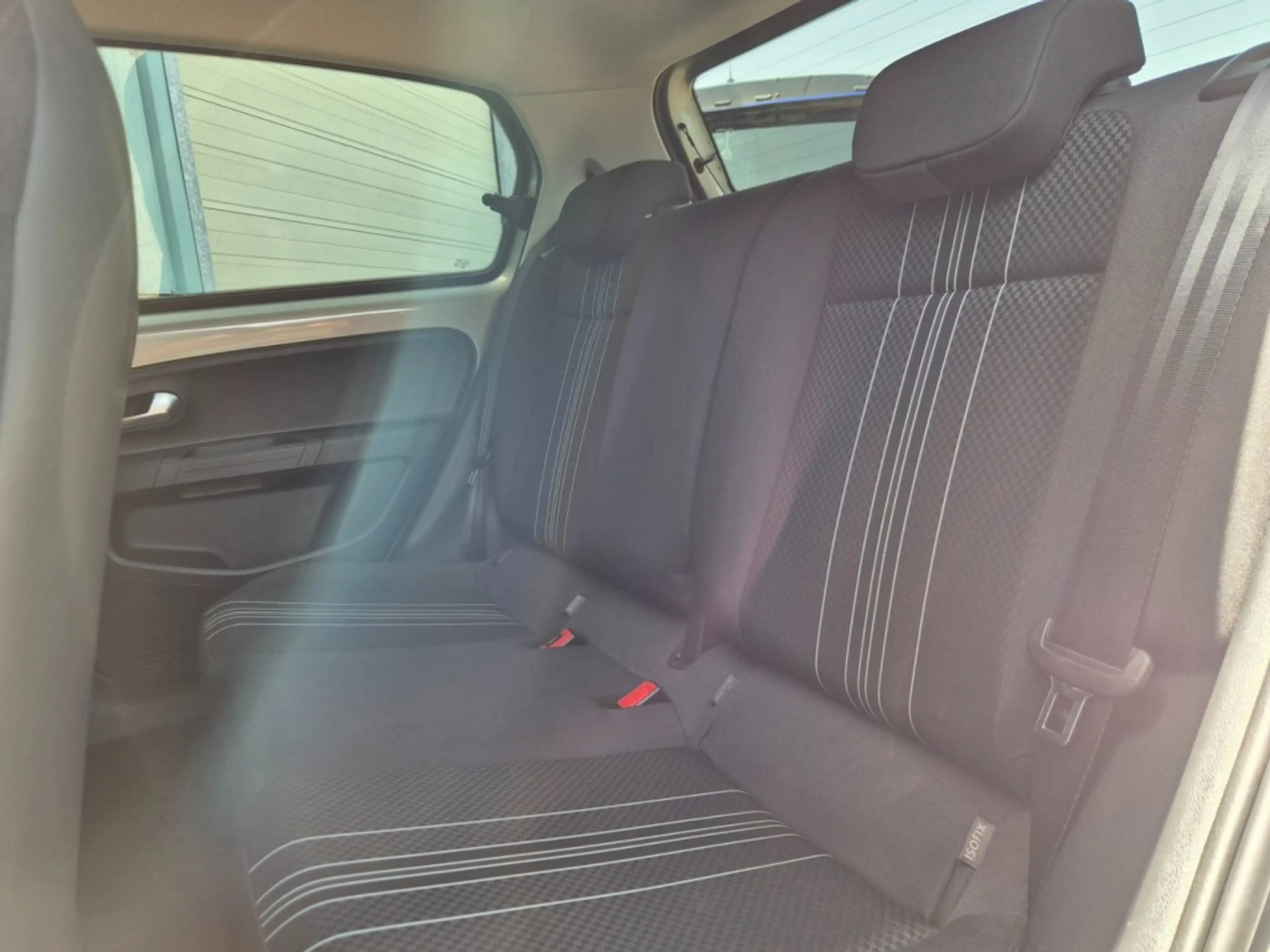 SEAT Mii 1.0 STYLE INTENSE — photo 13