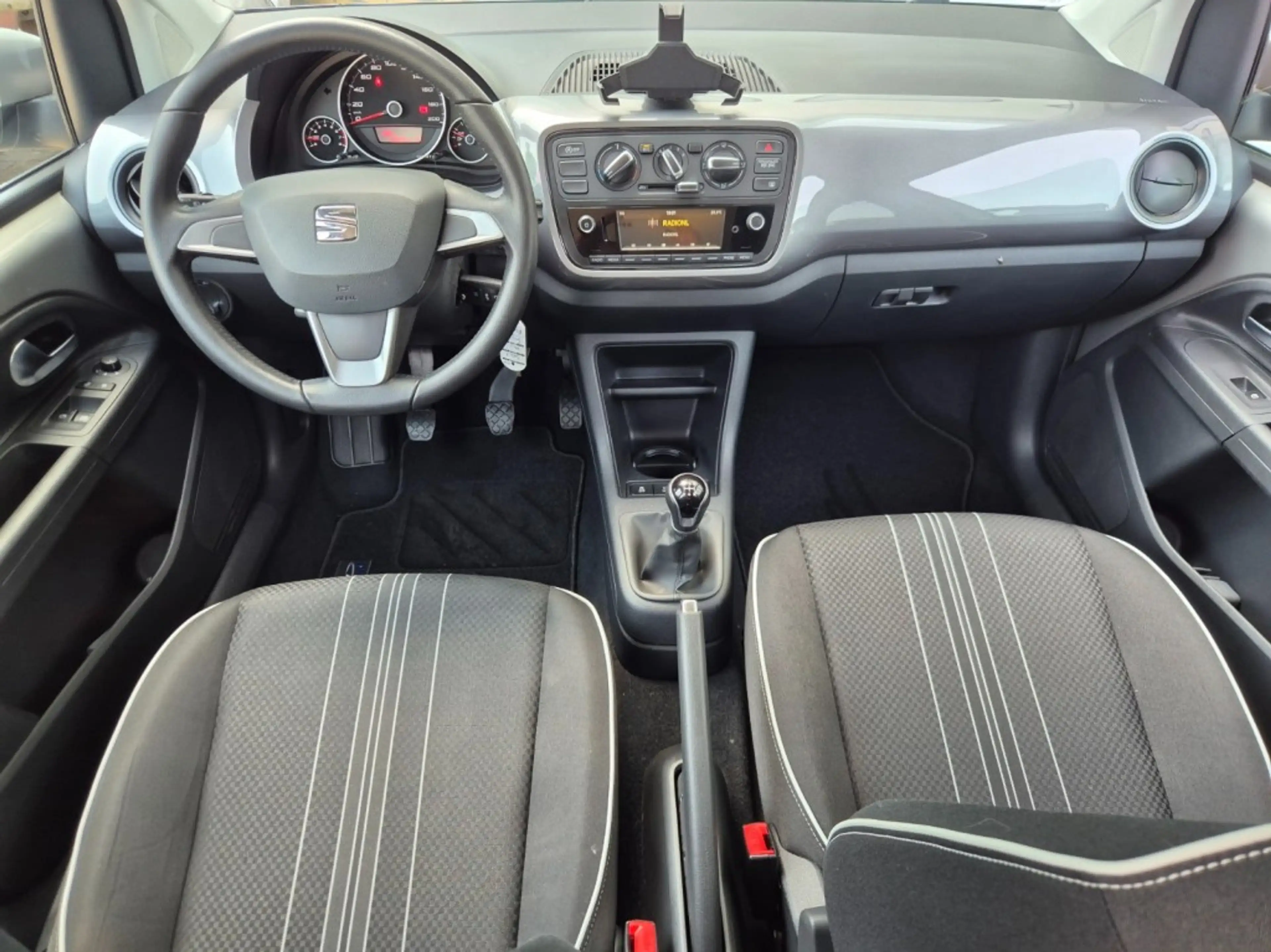SEAT Mii 1.0 STYLE INTENSE — photo 8