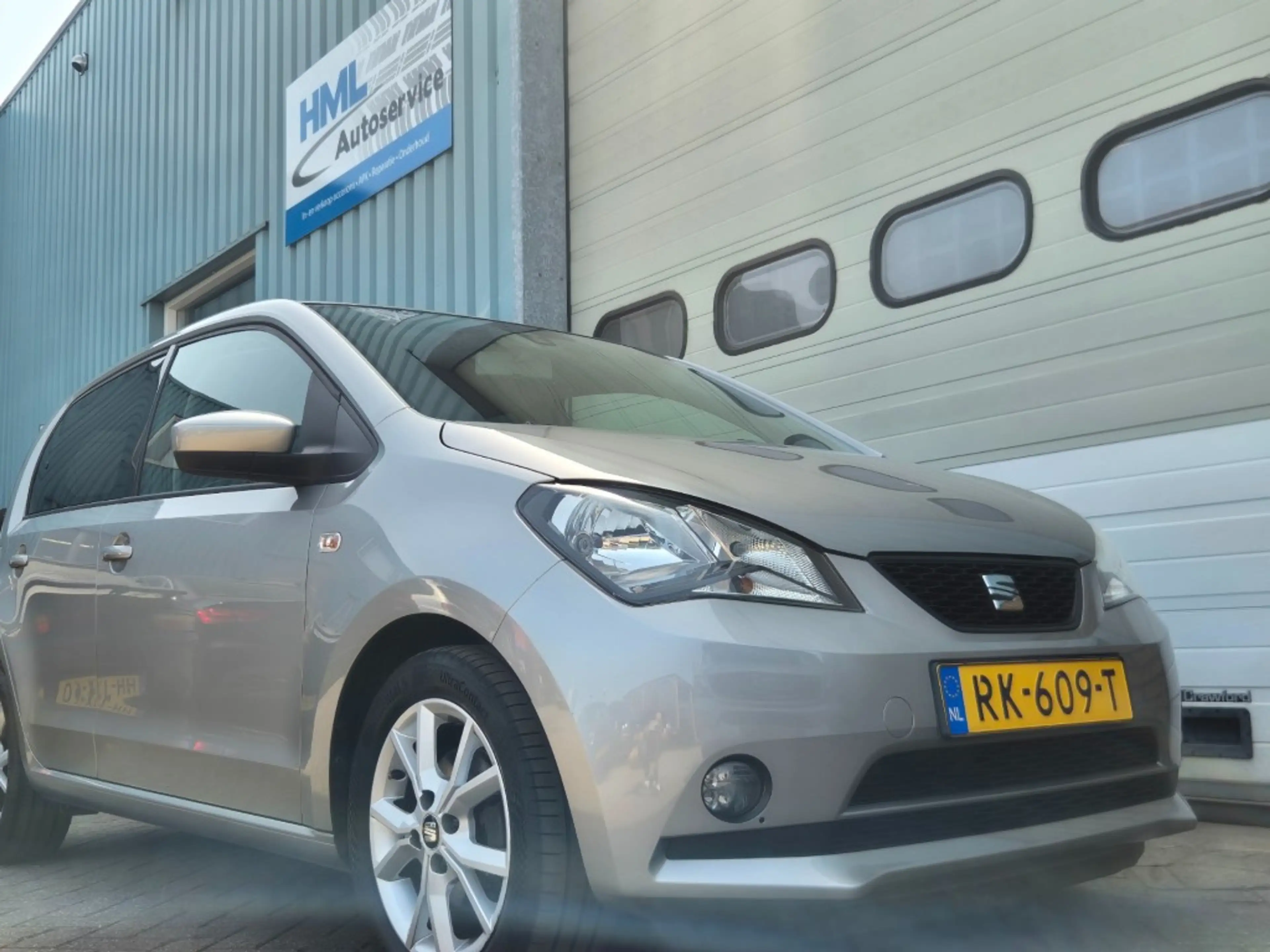 SEAT Mii 1.0 STYLE INTENSE — photo 19
