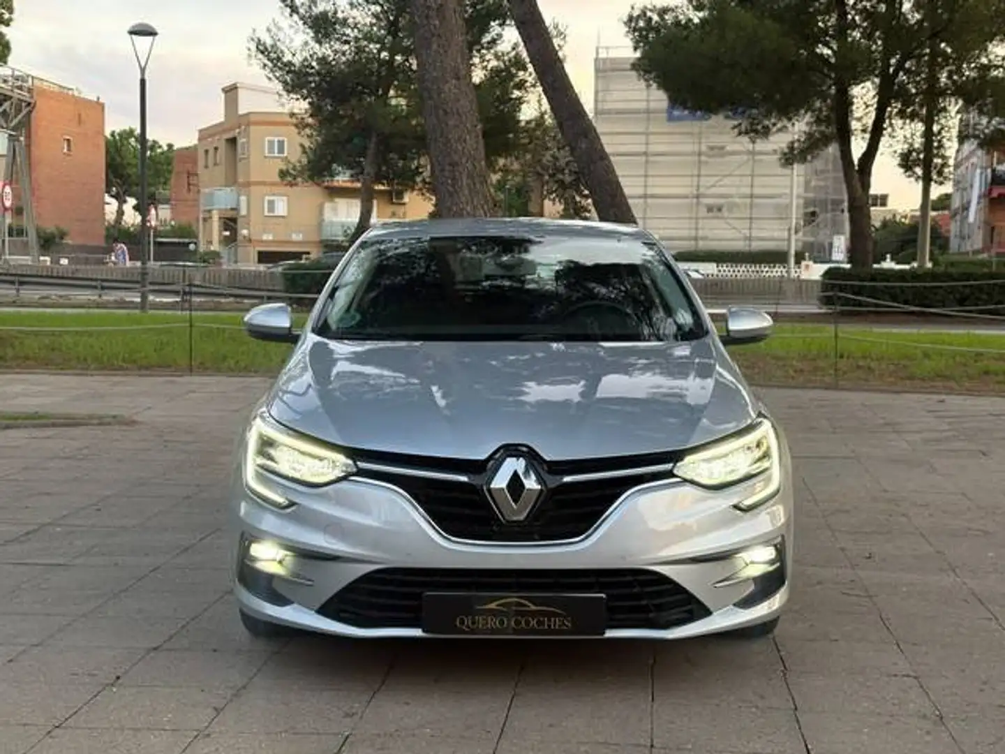 Renault Megane 1.3 TCe GPF Intens 103kW Gris - 2