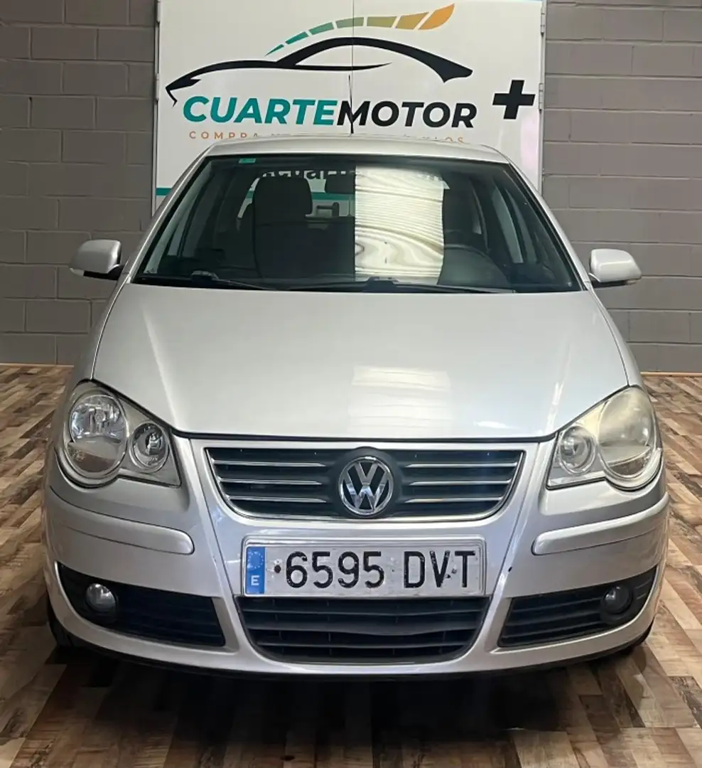 Volkswagen Polo 1.4 Advance - 2