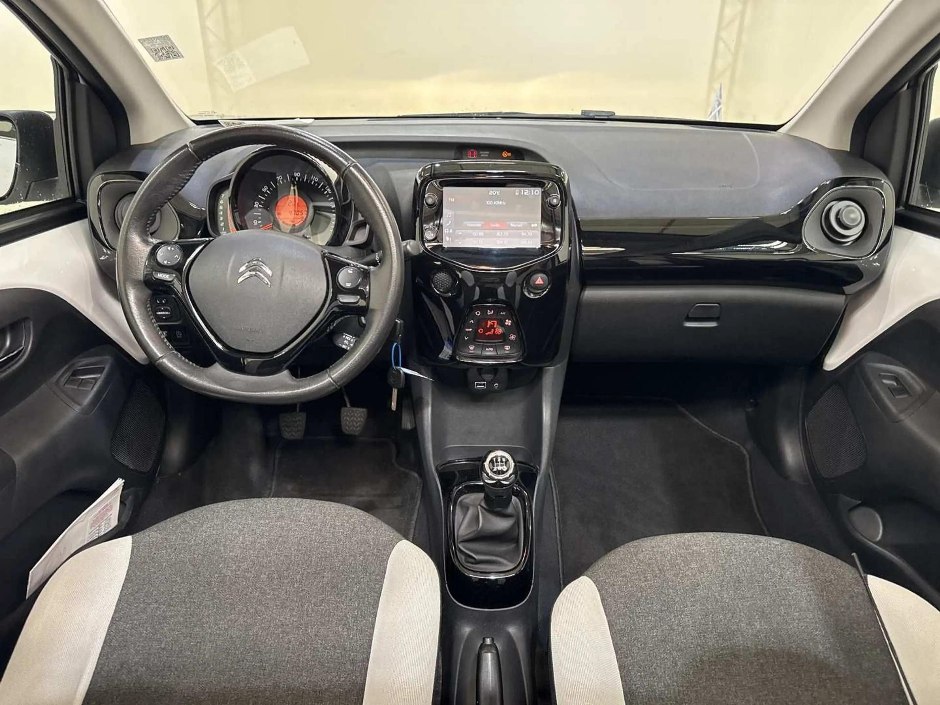 Citroen C1 Airscape Shine Faltdach — photo 14