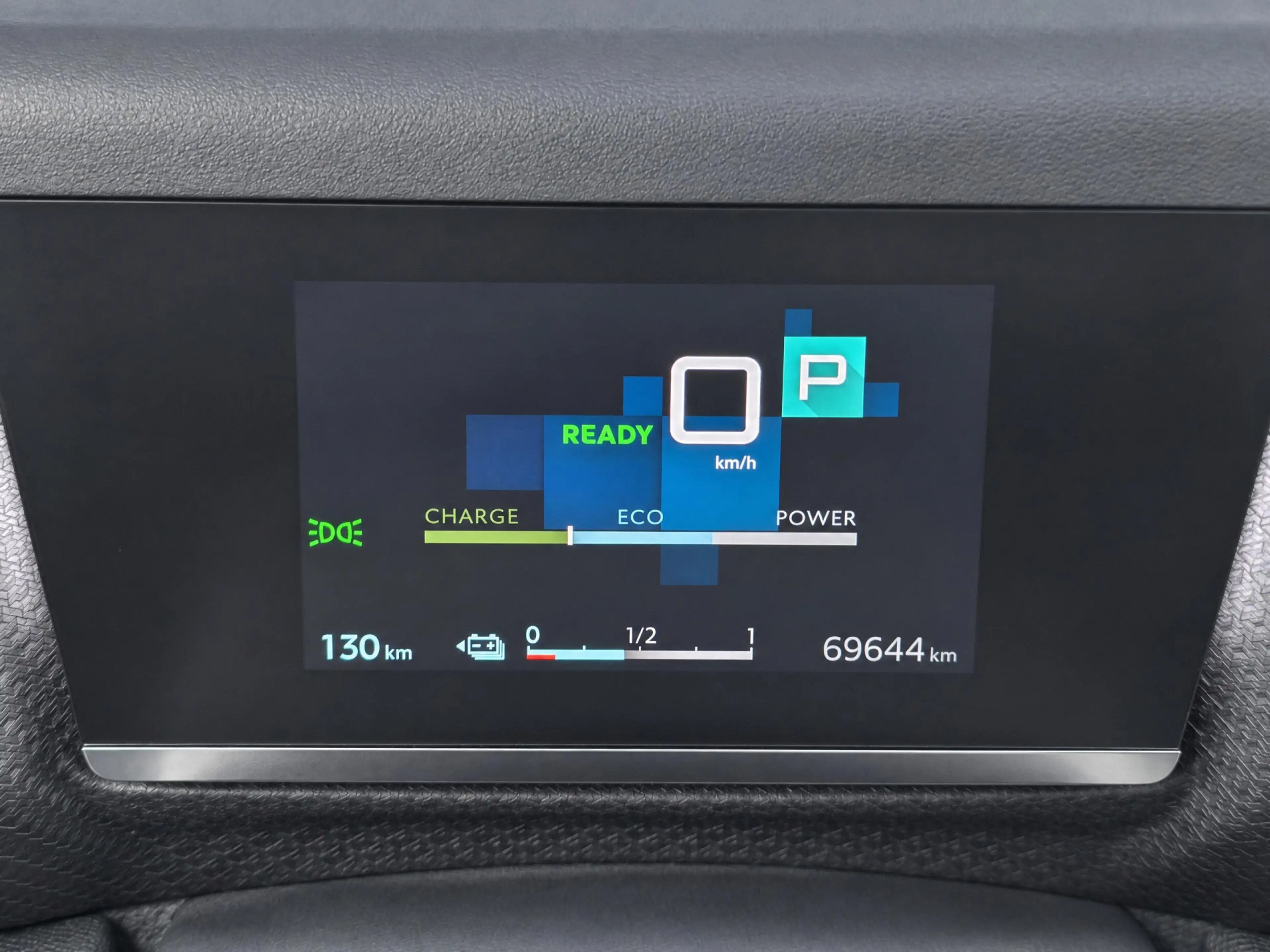 Citroen E-C4 Electric Shine 50 kWh Luxe uitvoering! — photo 8