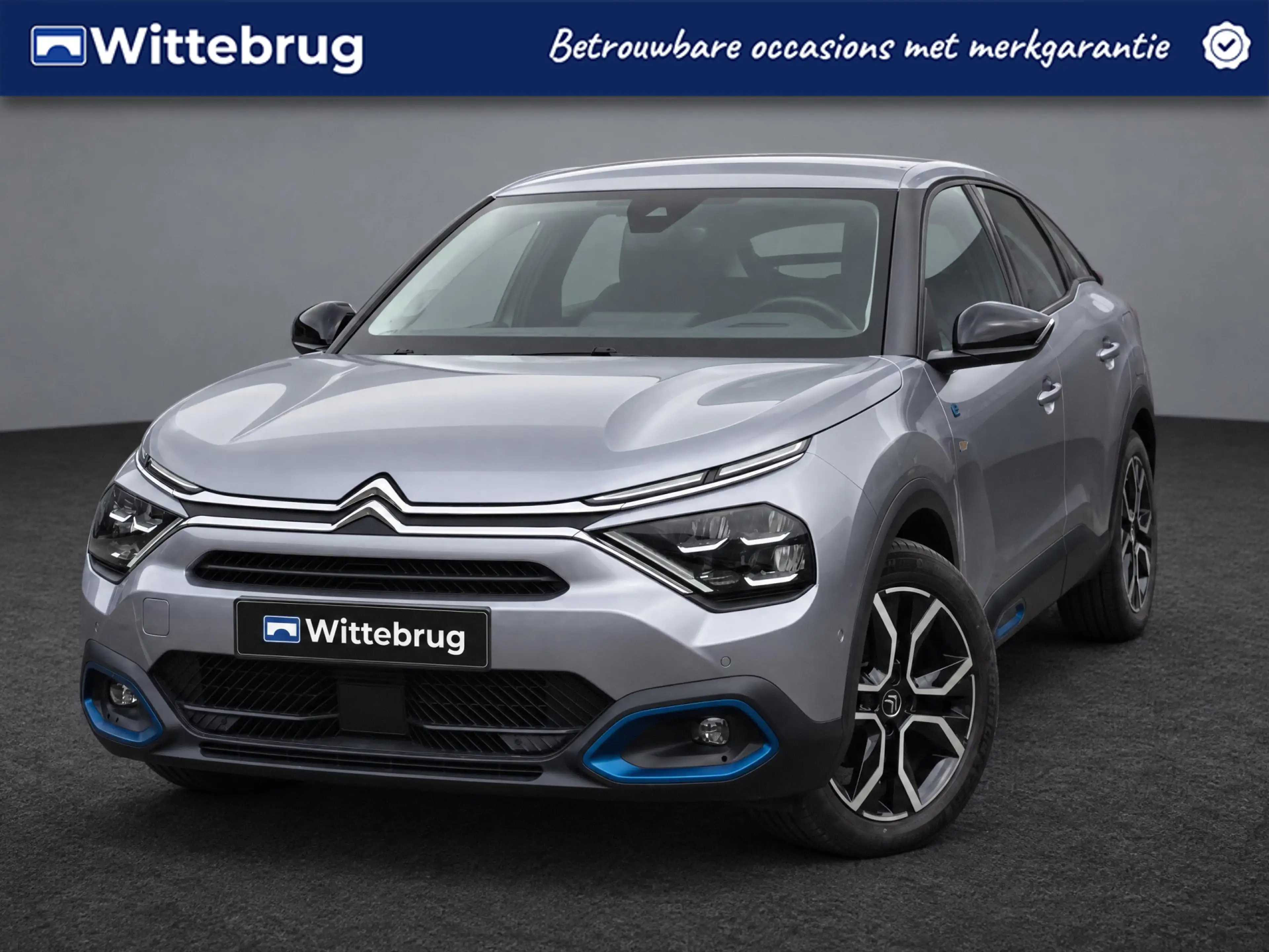 Citroen E-C4 Electric Shine 50 kWh Luxe uitvoering!