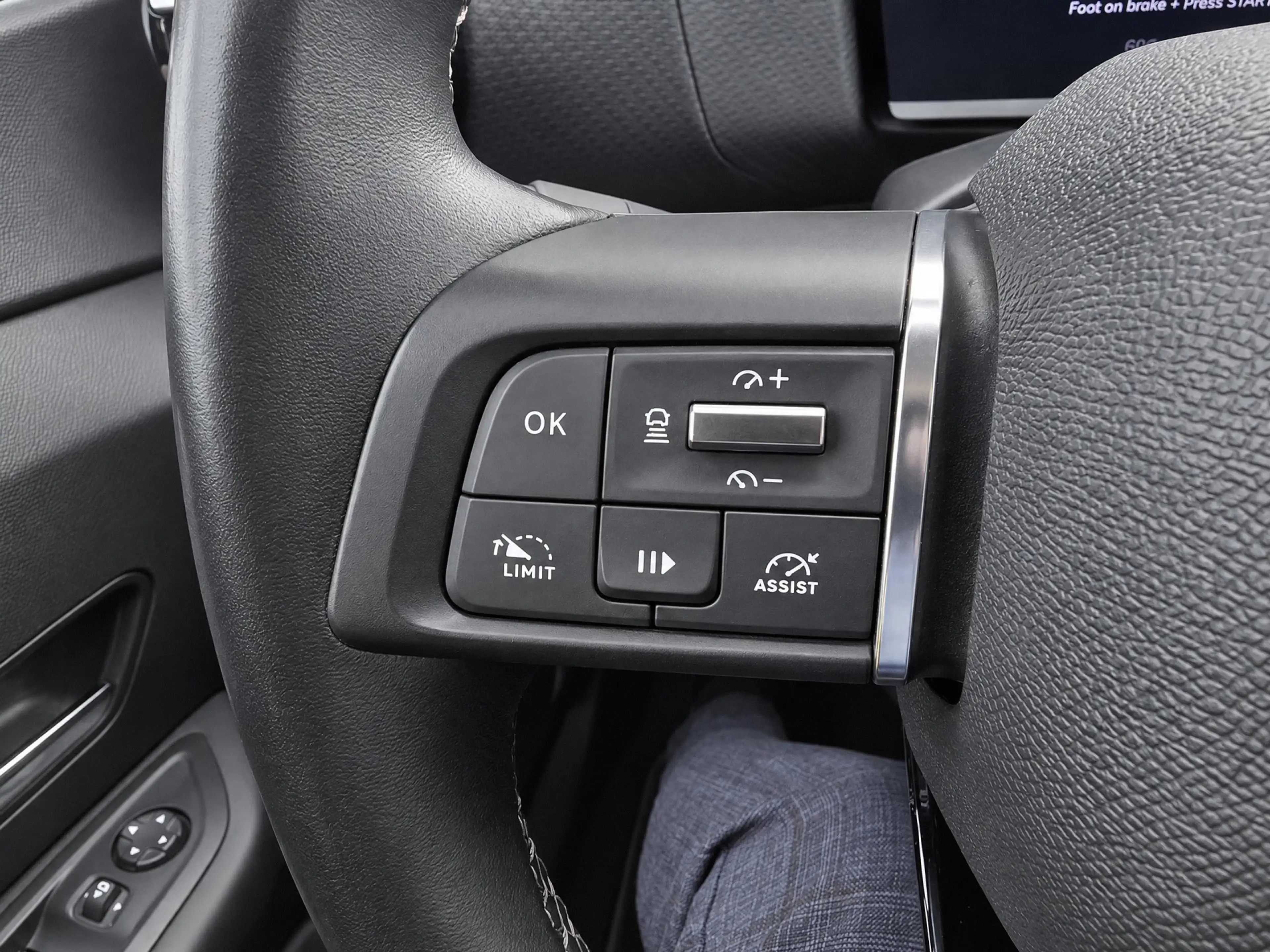 Citroen E-C4 Electric Shine 50 kWh Luxe uitvoering! — photo 11